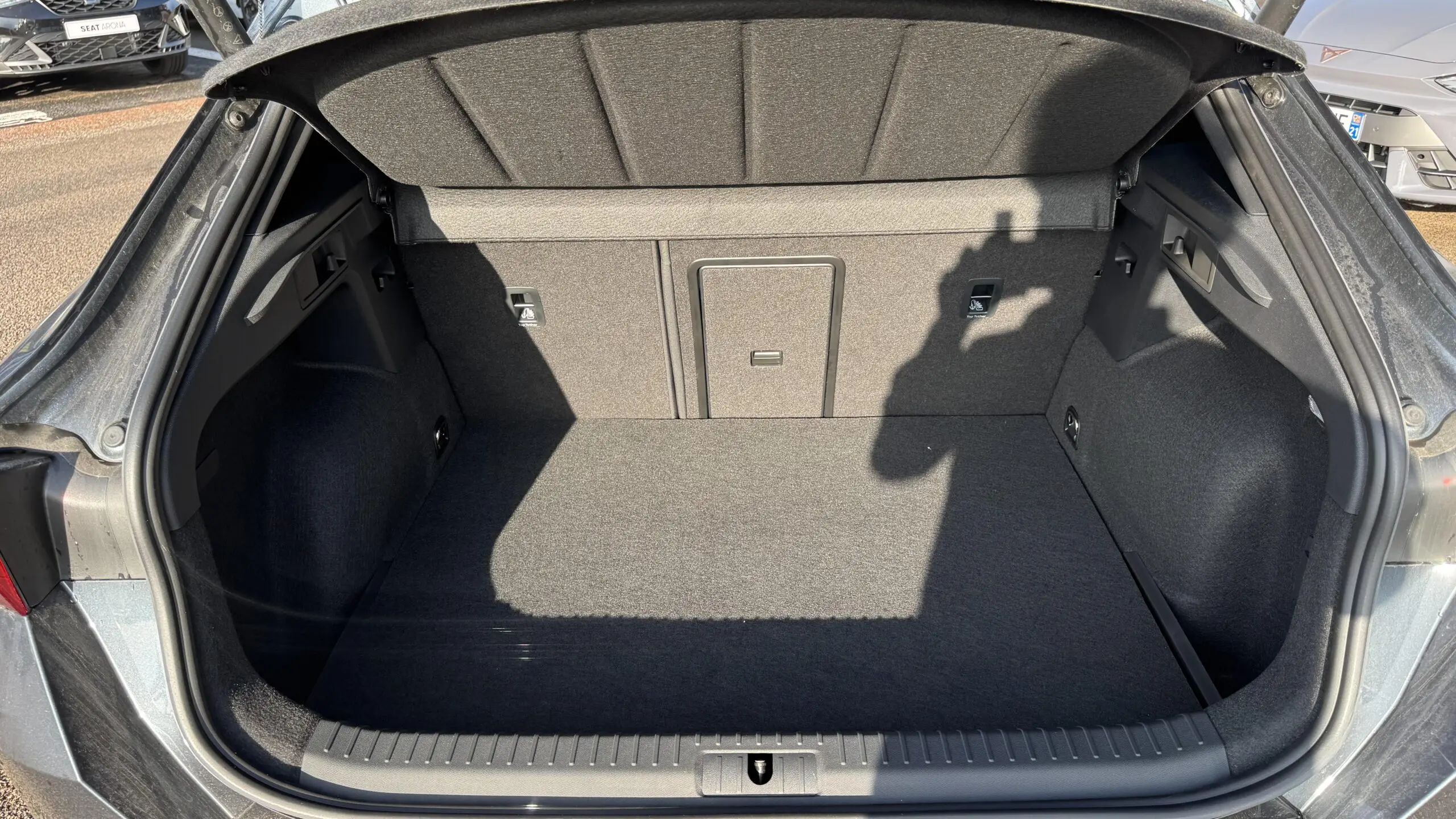 CUPRA_FORMENTOR_COFFRE