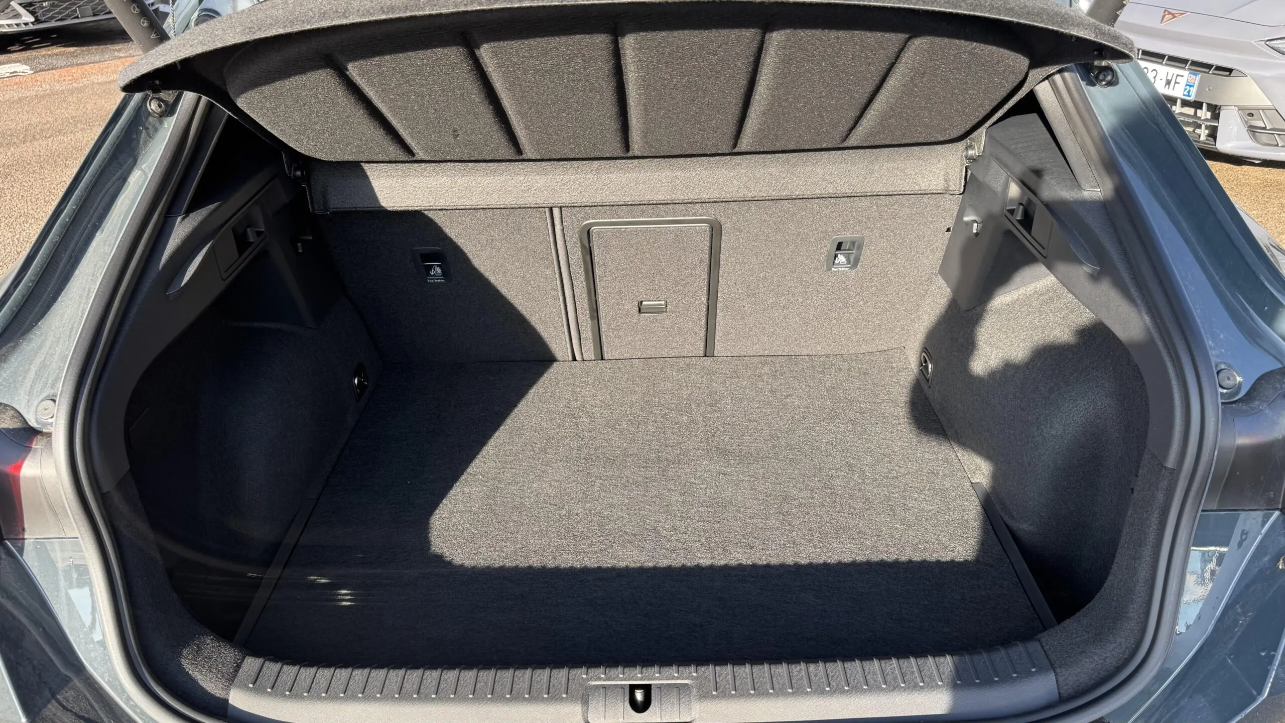 CUPRA_FORMENTOR_COFFRE