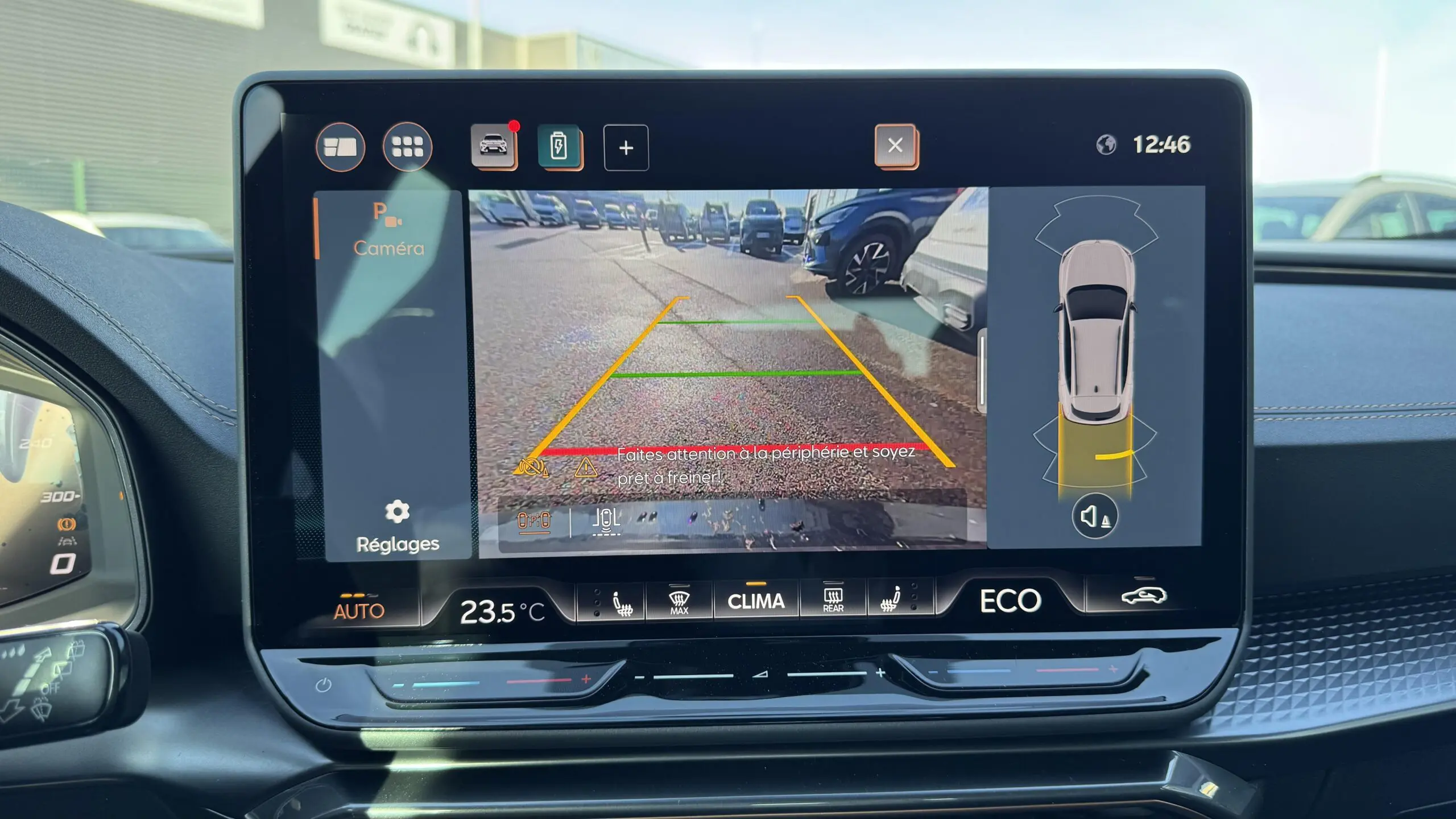 CUPRA_FORMENTOR_CONSOLE-CENTRALE-CAMERA-DE-RECUL