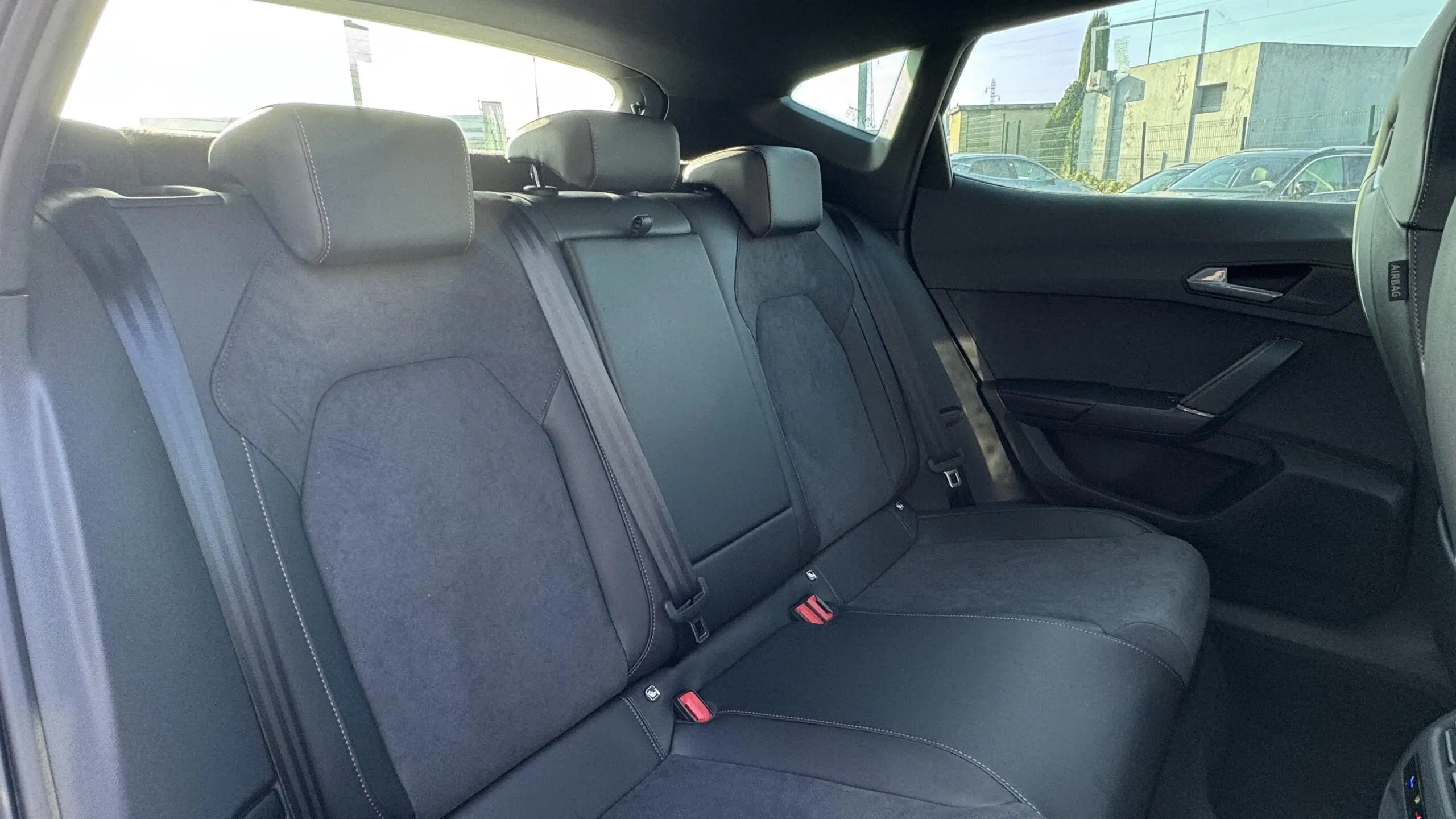 CUPRA_FORMENTOR_SIEGE-ARRIERE-DROIT