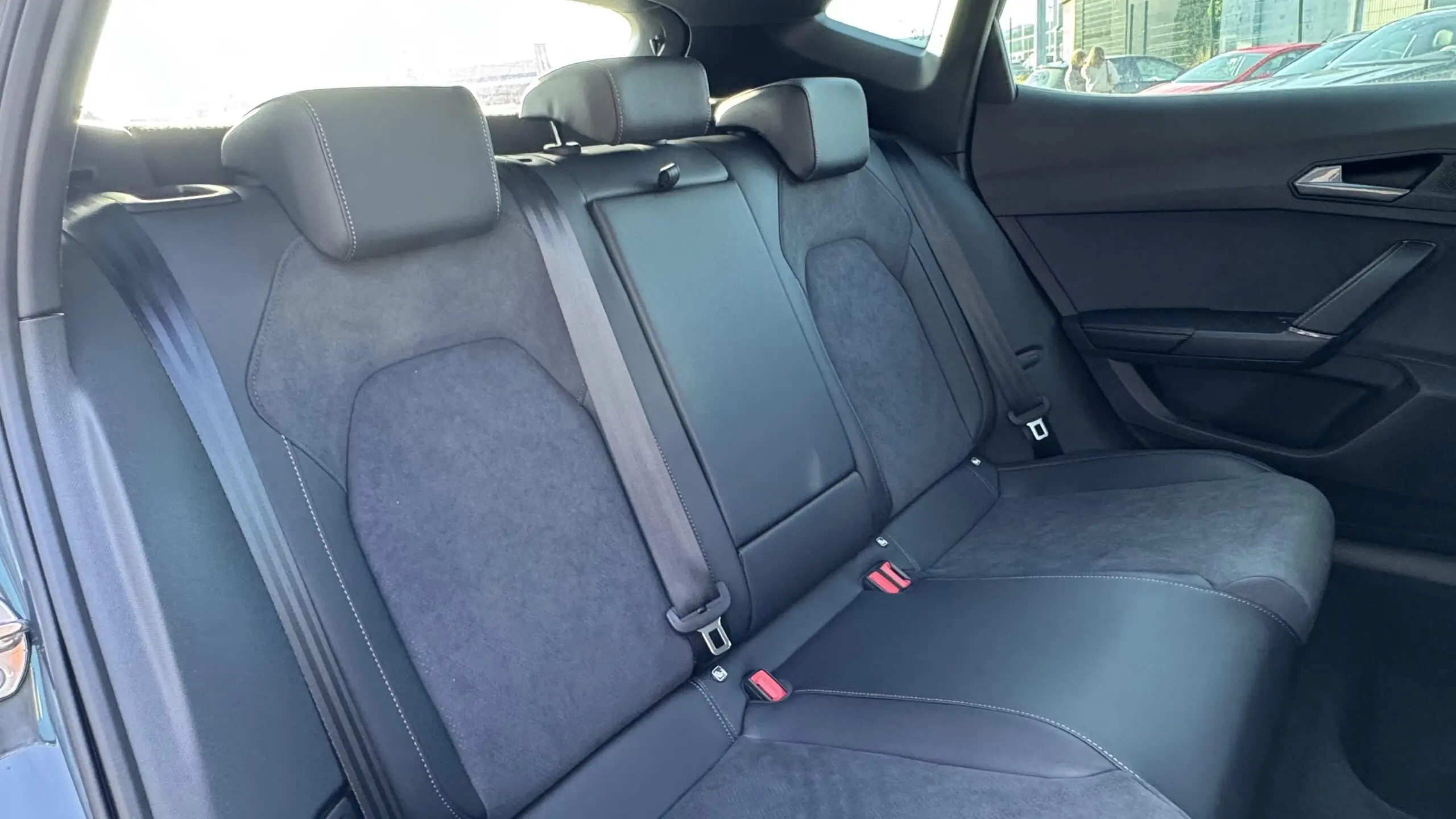 CUPRA_FORMENTOR_SIEGE-ARRIERE-DROIT