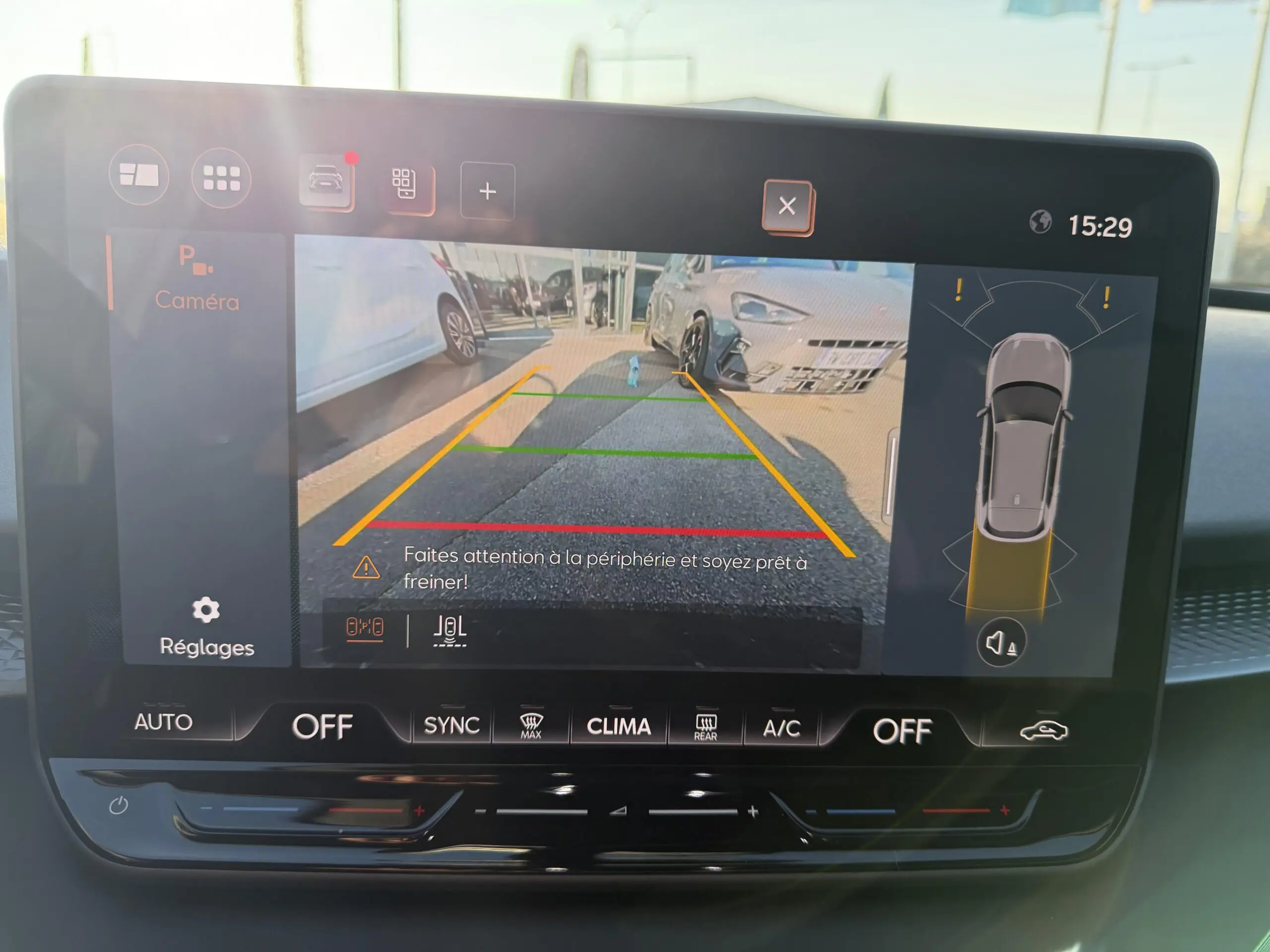 CUPRA_TERRAMAR_CONSOLE-CENTRALE-CAMERA-DE-RECUL