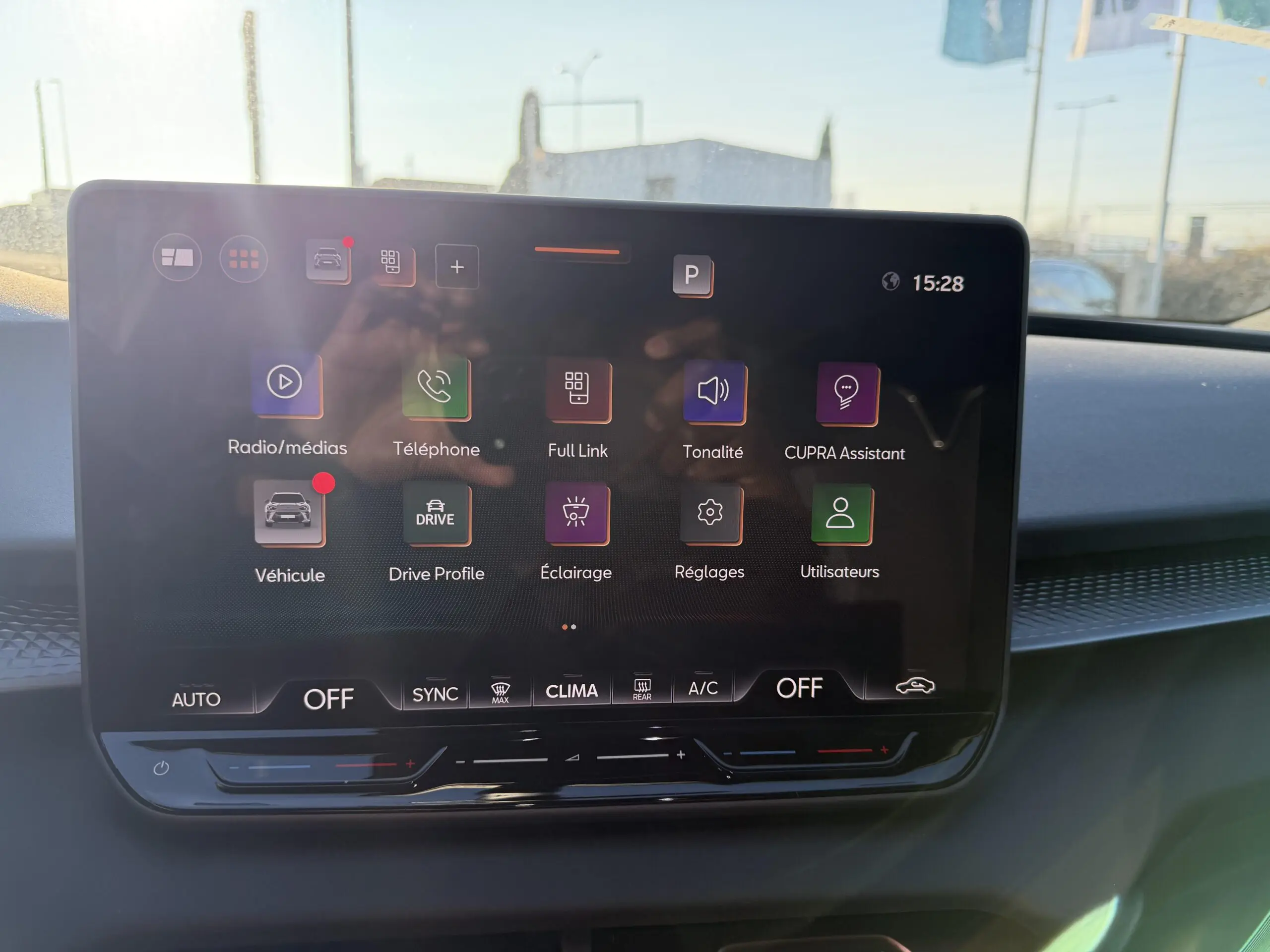 CUPRA_TERRAMAR_CONSOLE-CENTRALE-GPS