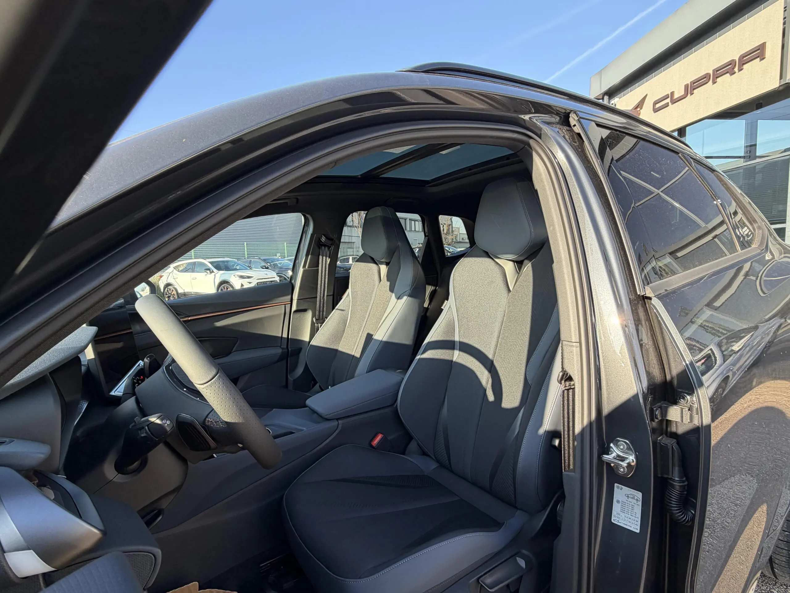 CUPRA_TERRAMAR_SIEGE-CONDUCTEUR