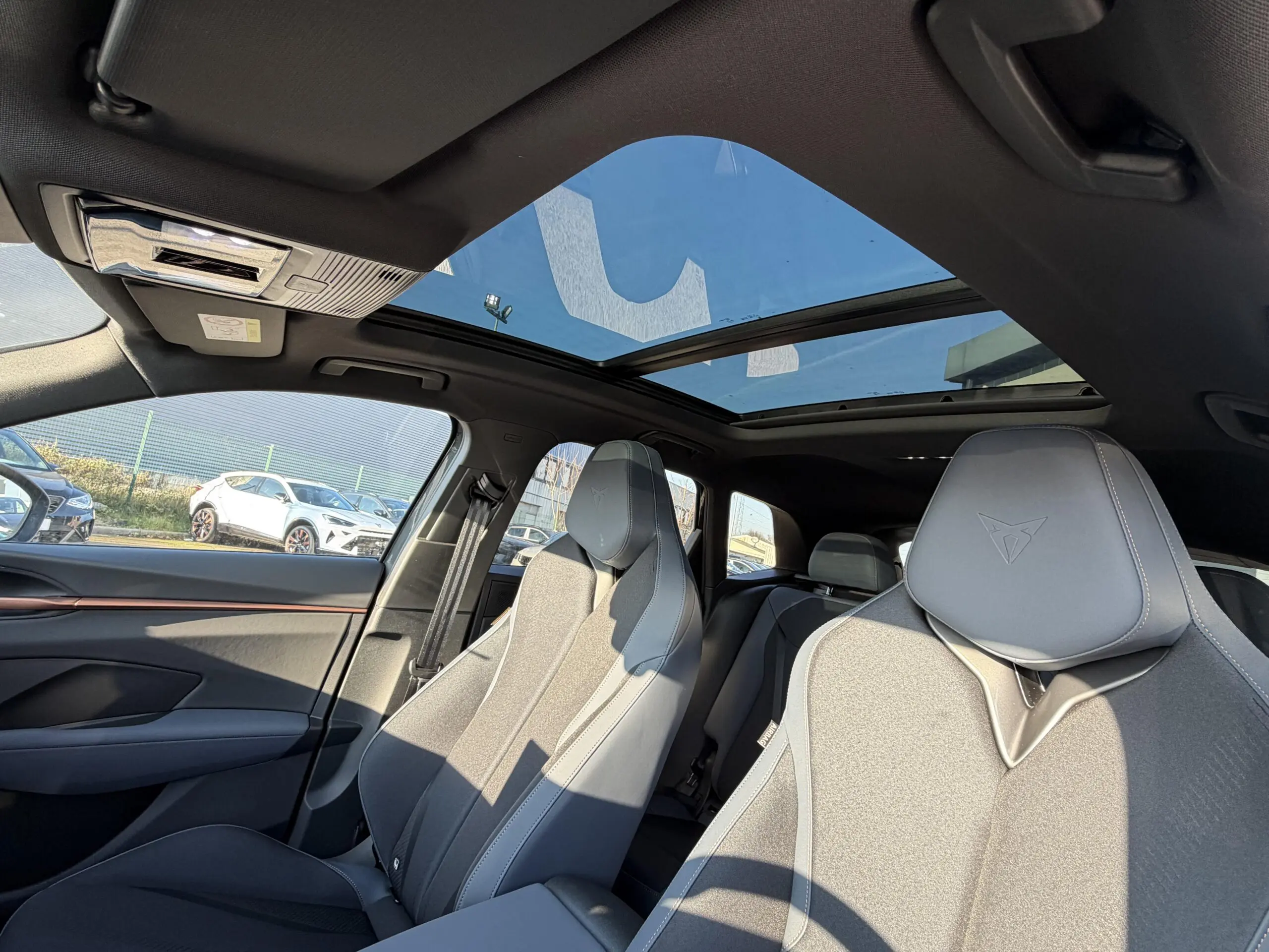 CUPRA_TERRAMAR_TOIT-OUVRANT-PANORAMIQUE