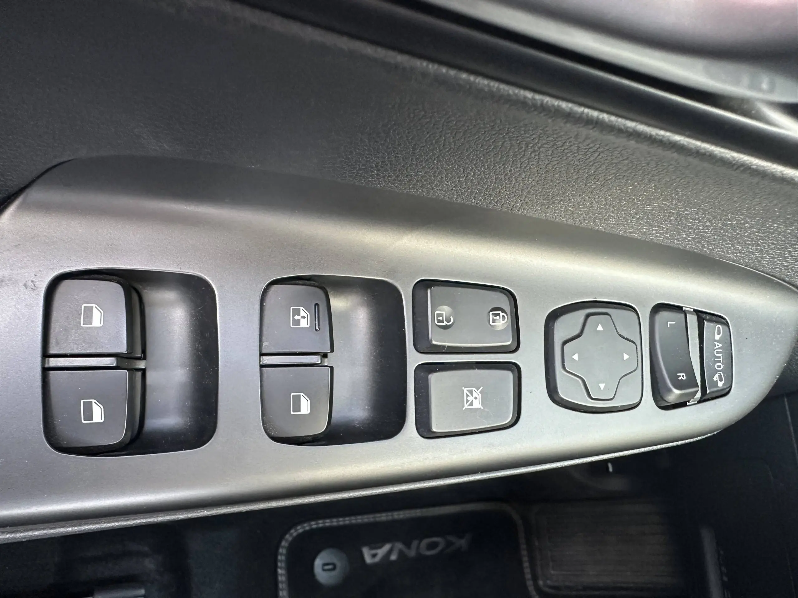 HYUNDAI_KONA-ELECTRIC