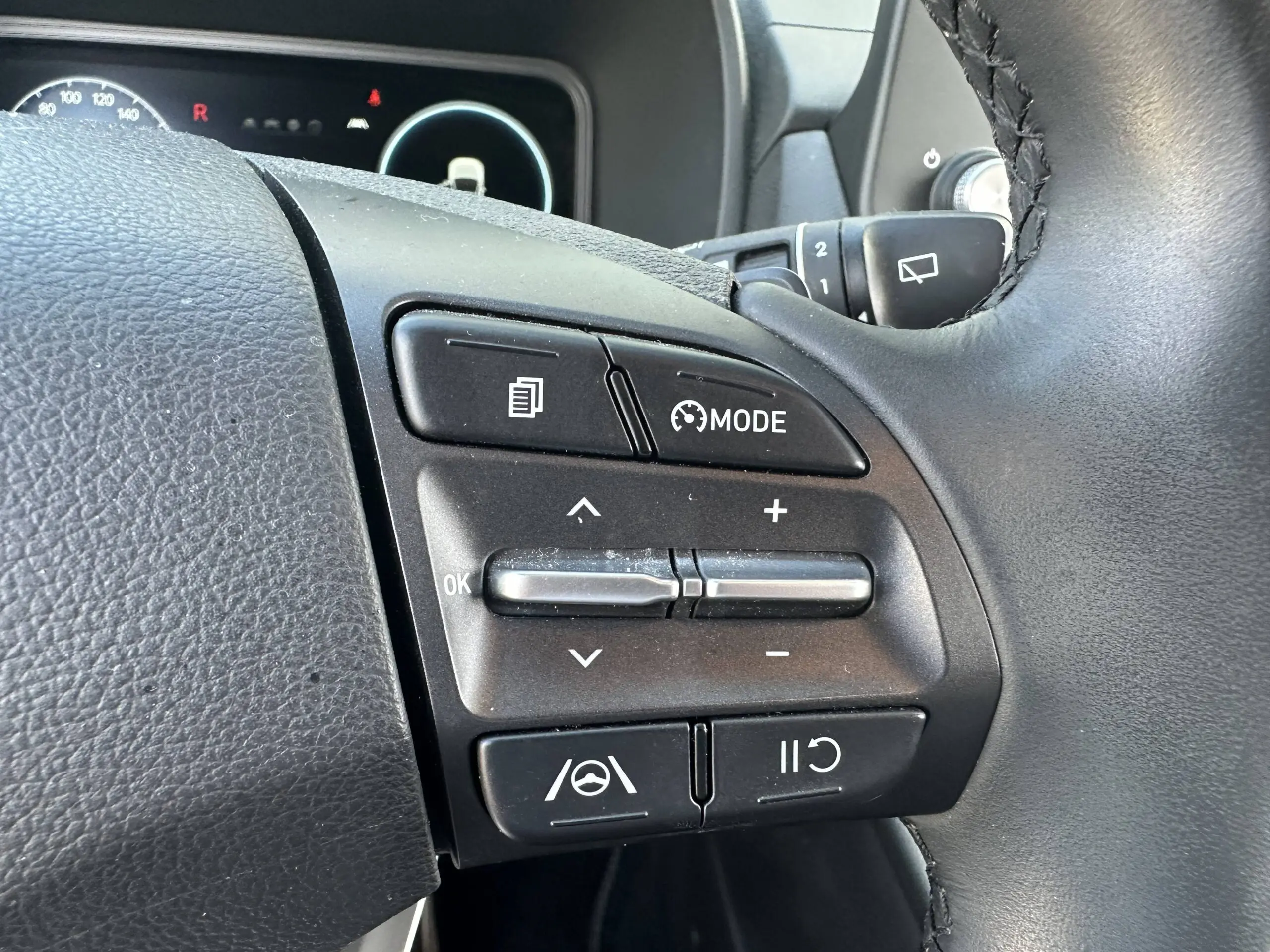 HYUNDAI_KONA-ELECTRIC