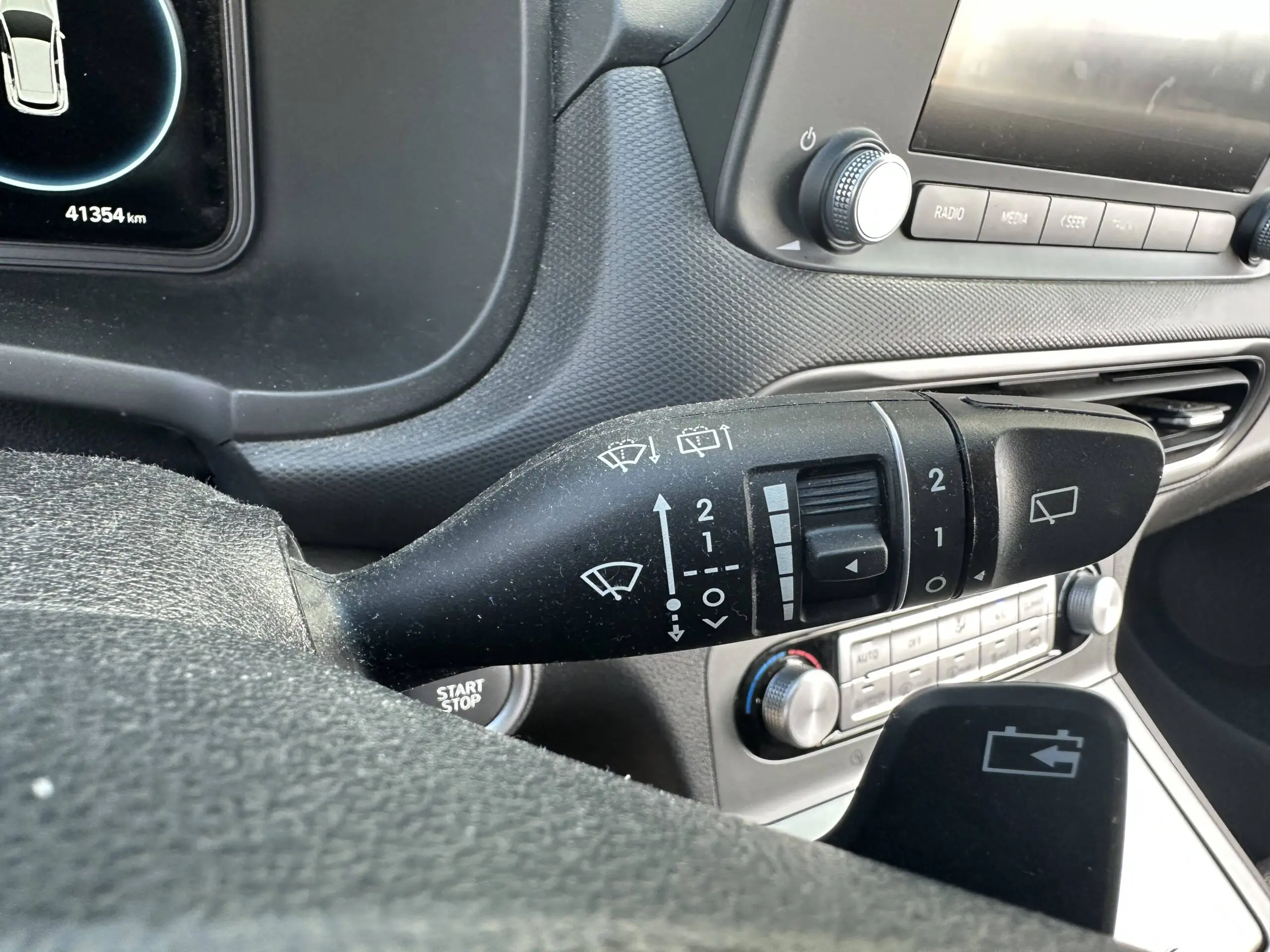 HYUNDAI_KONA-ELECTRIC