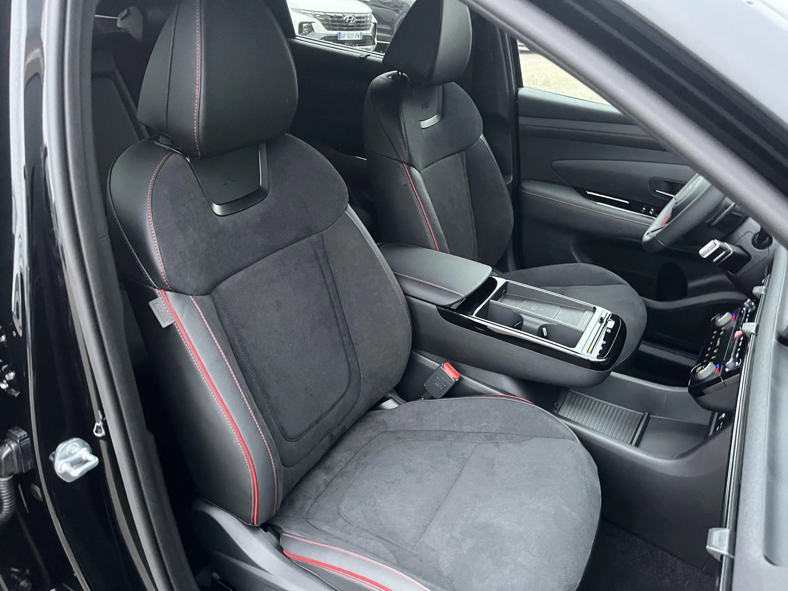 HYUNDAI_TUCSON_SIEGE-AVANT-PASSAGER