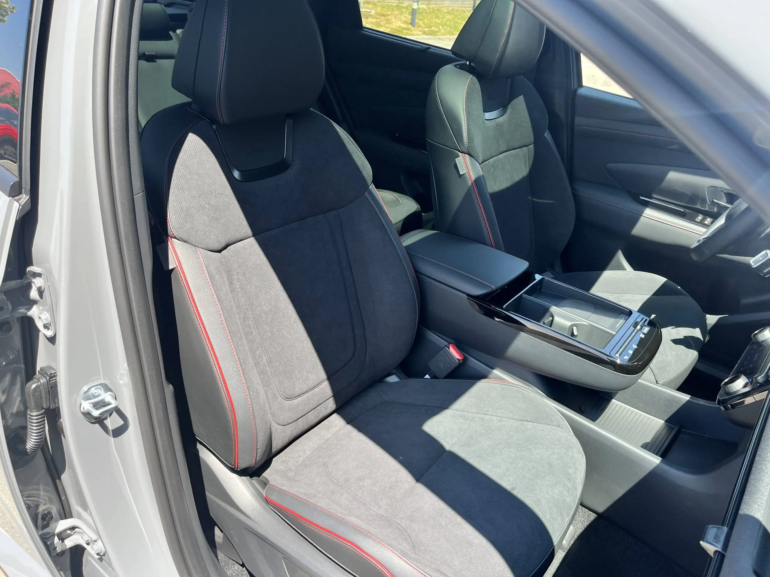 HYUNDAI_TUCSON_SIEGE-AVANT-PASSAGER