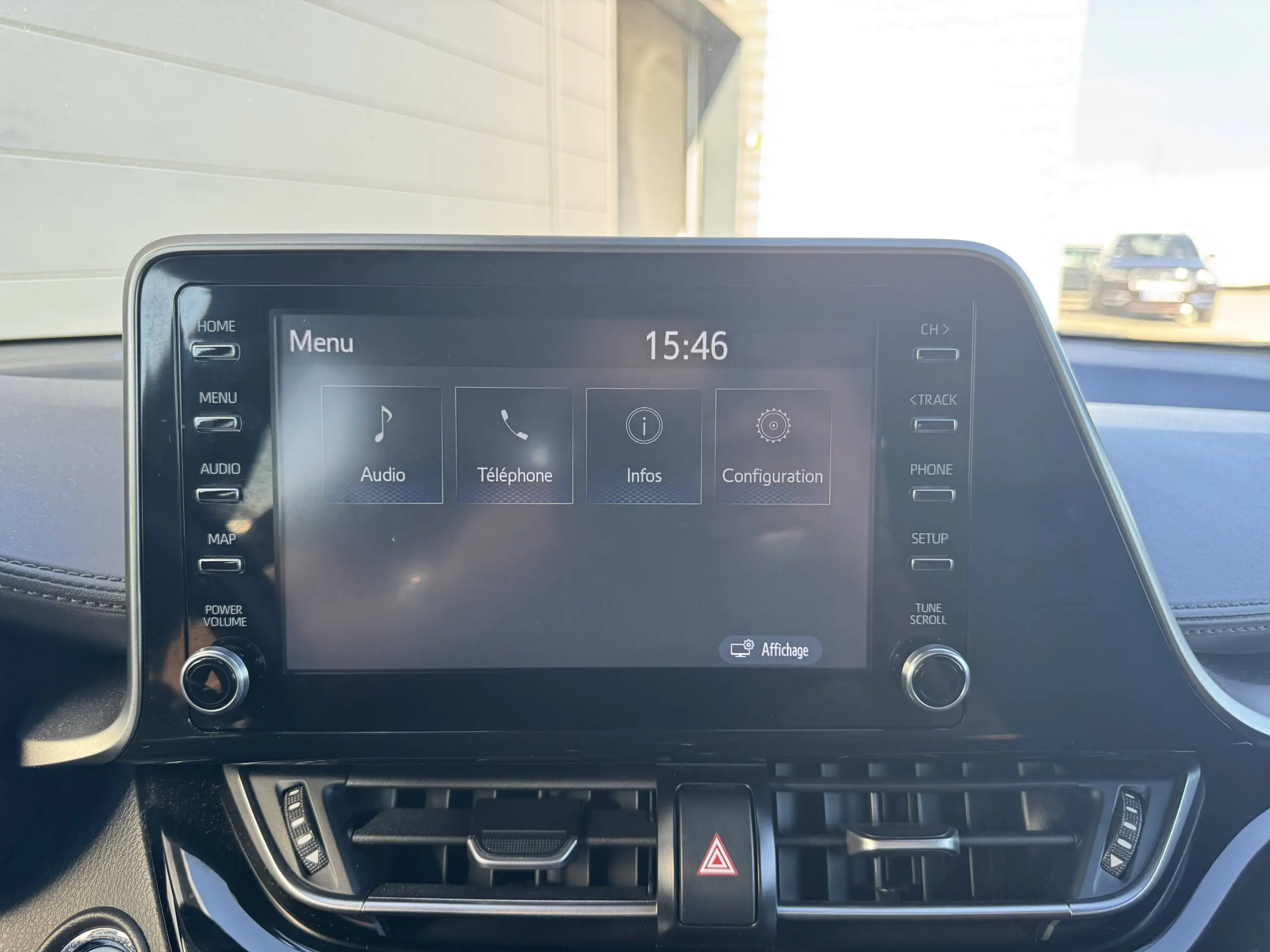 TOYOTA_C-HR-HYBRIDE-MY20