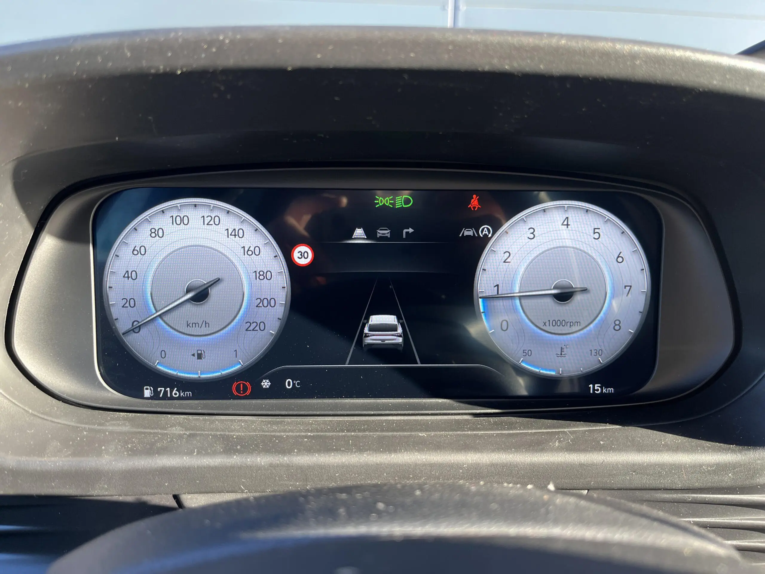 HYUNDAI_I20_BLOC-COMPTEUR