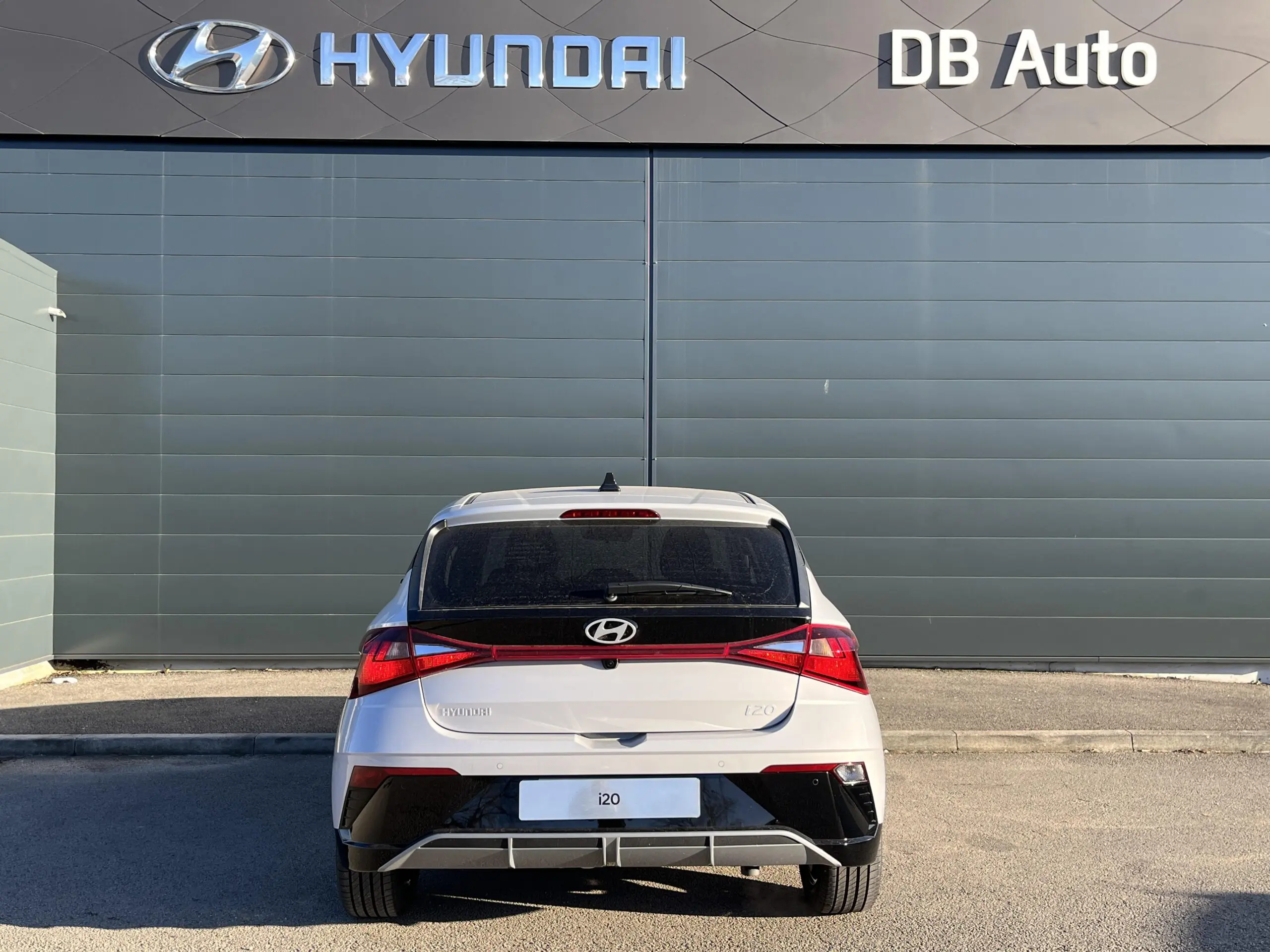 HYUNDAI_I20_FACE-ARRIERE