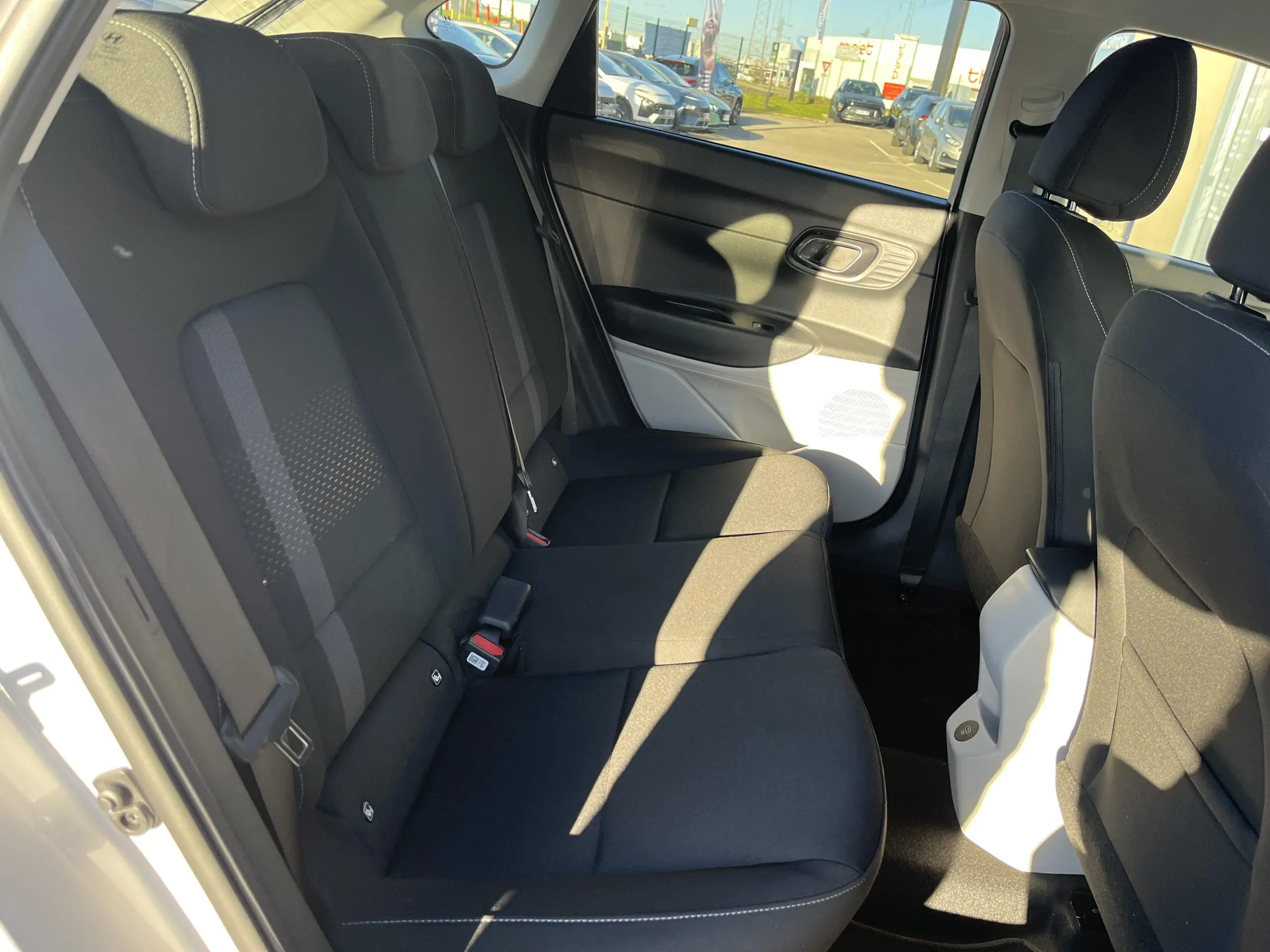 HYUNDAI_I20_SIEGE-ARRIERE-DROIT