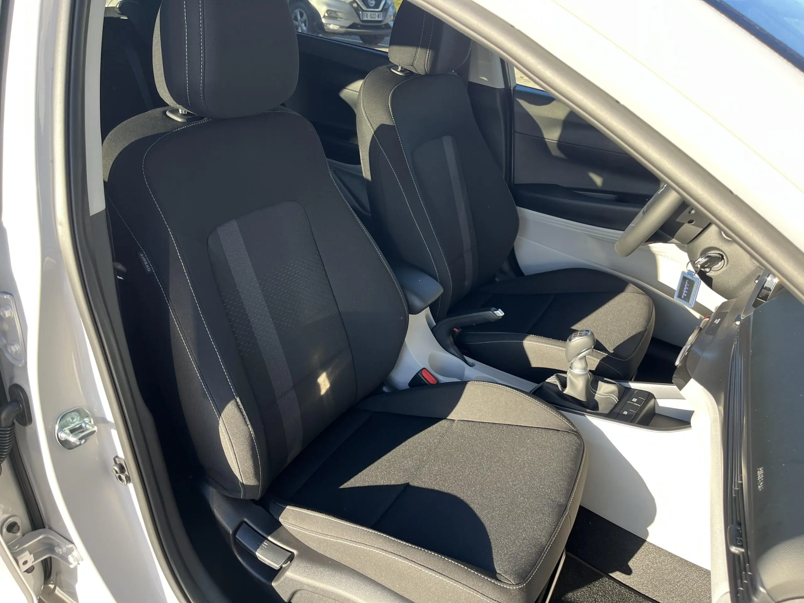 HYUNDAI_I20_SIEGE-AVANT-PASSAGER