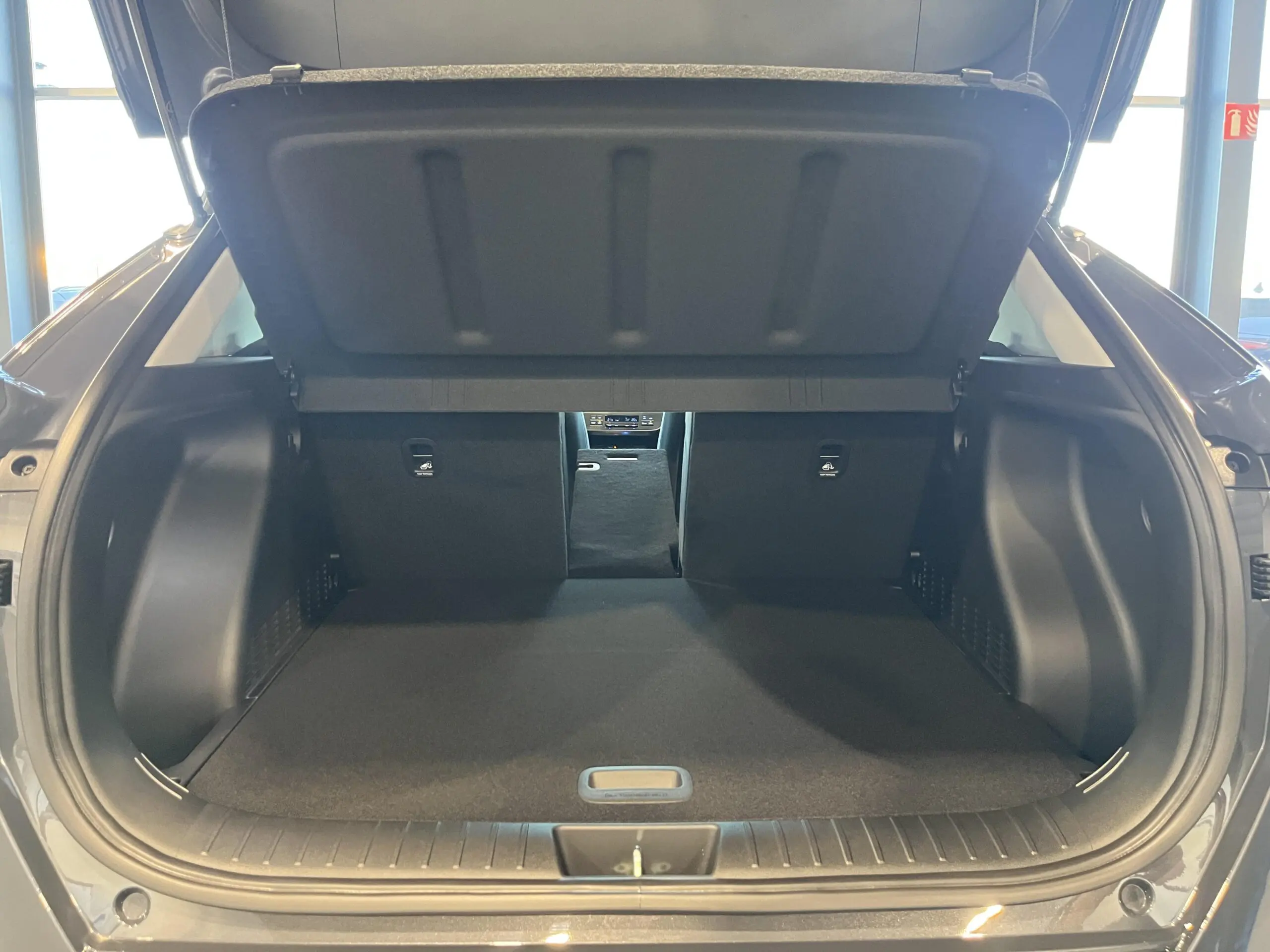 HYUNDAI_KONA-ELECTRIC