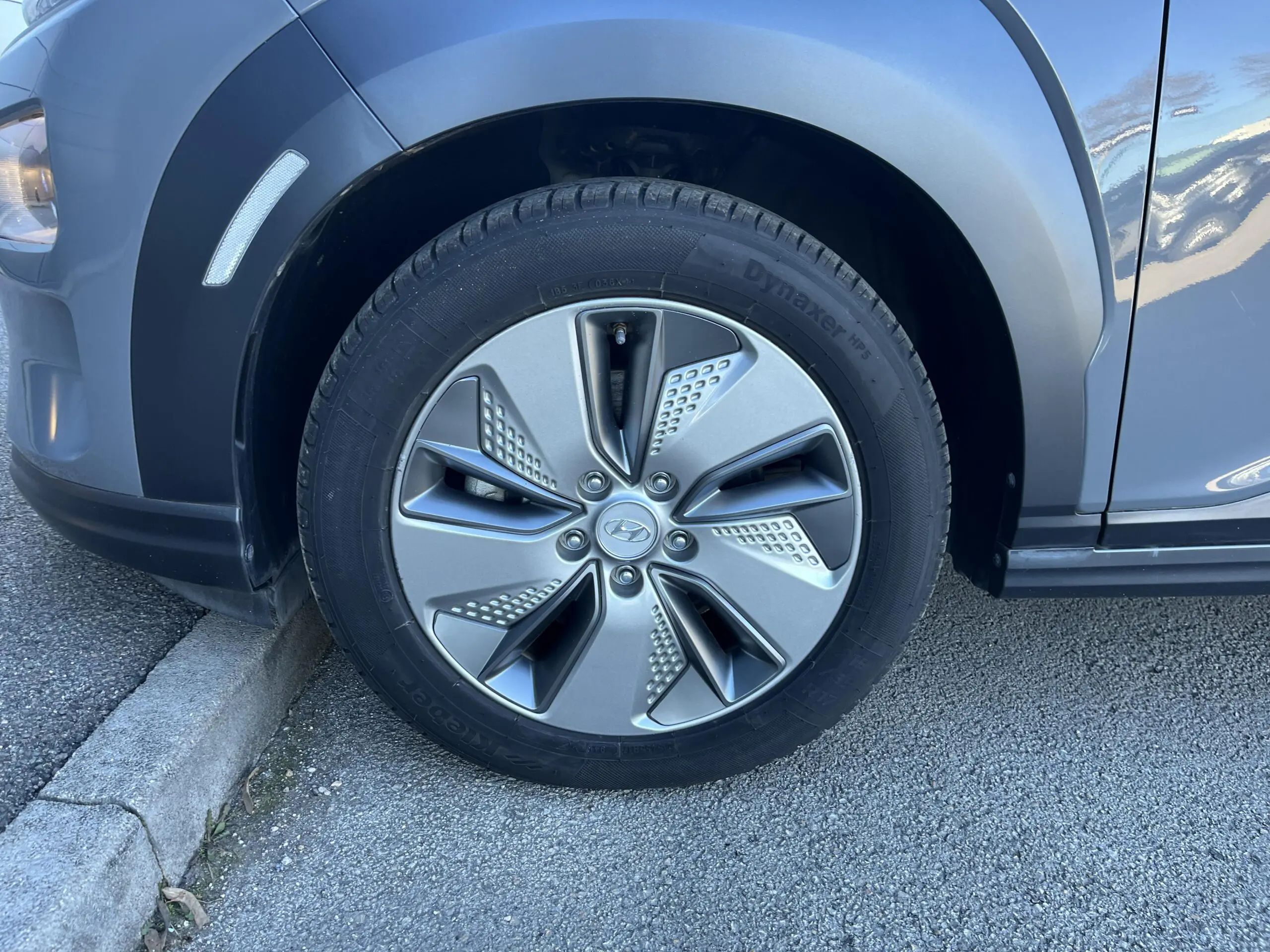 HYUNDAI_KONA-ELECTRIC