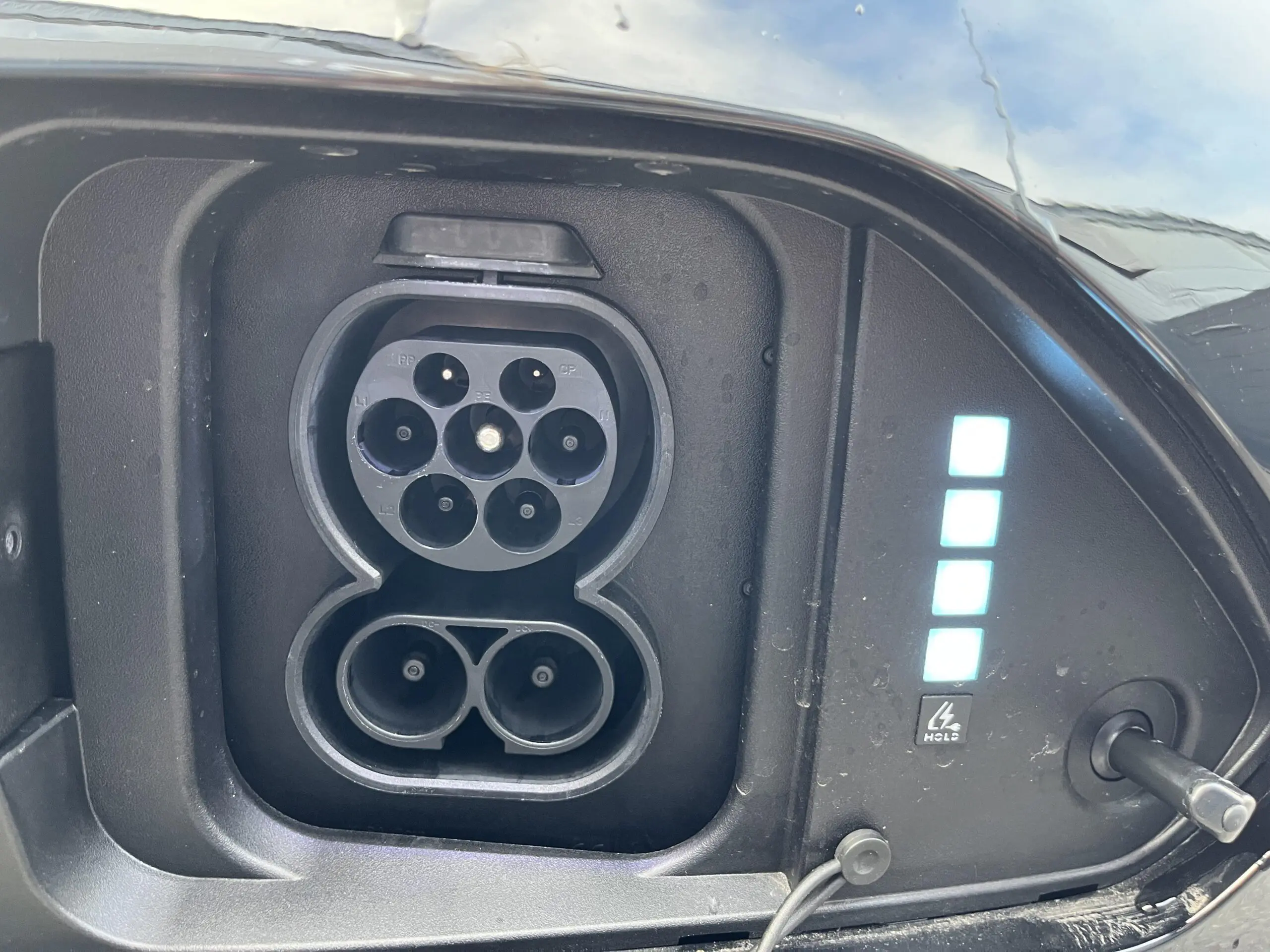 HYUNDAI_KONA-ELECTRIC