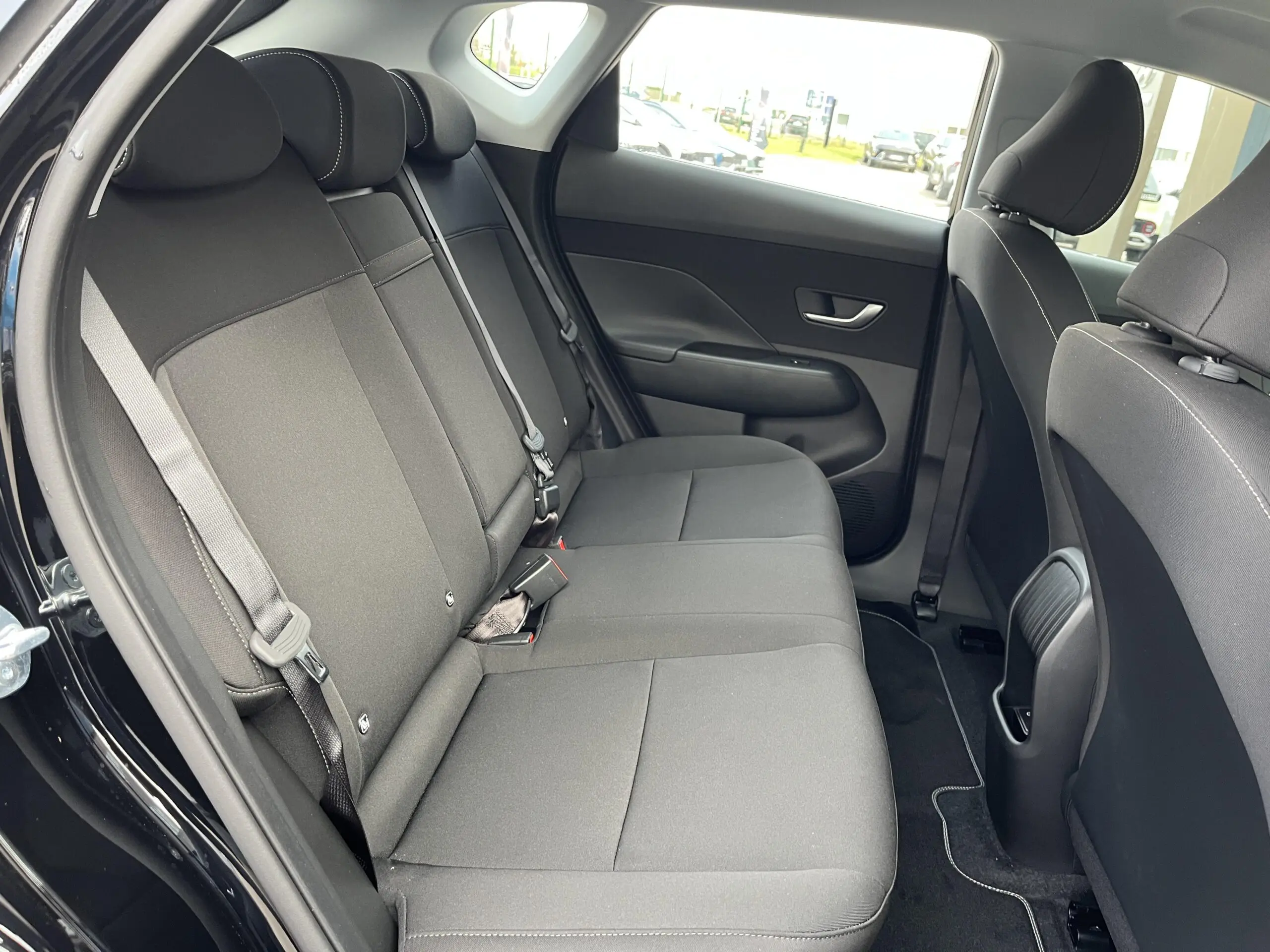 HYUNDAI_KONA-ELECTRIC_SIEGE-ARRIERE-DROIT