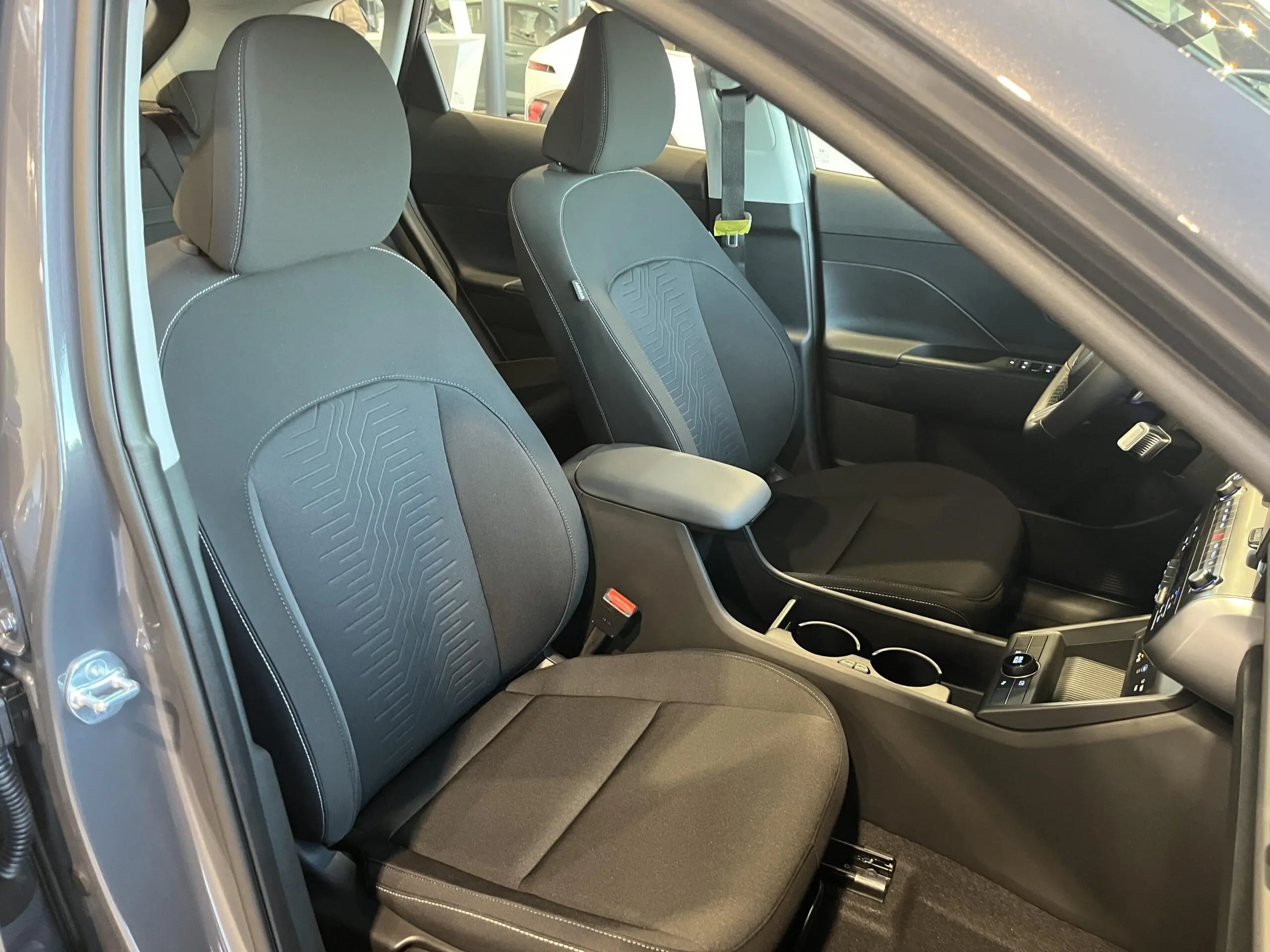 HYUNDAI_KONA-ELECTRIC_SIEGE-AVANT-PASSAGER