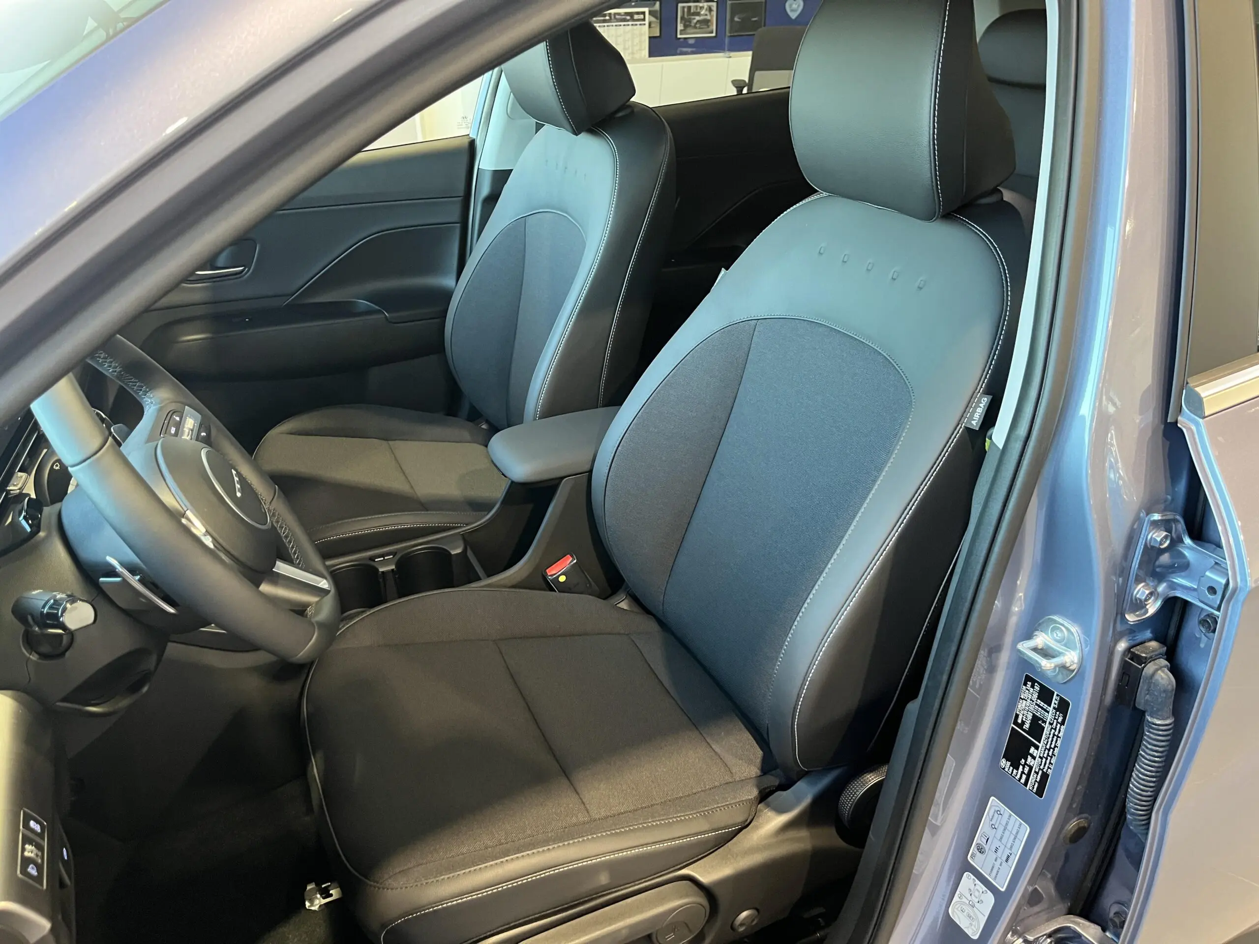 HYUNDAI_KONA-ELECTRIC_SIEGE-CONDUCTEUR