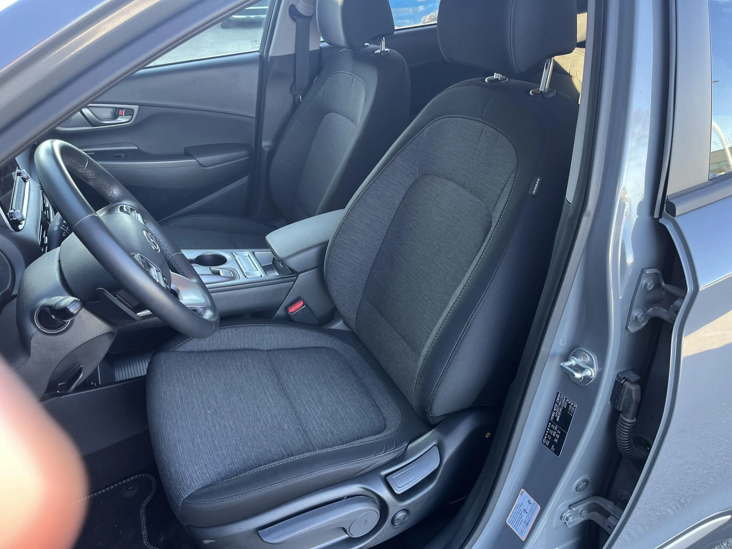 HYUNDAI_KONA-ELECTRIC_SIEGE-CONDUCTEUR