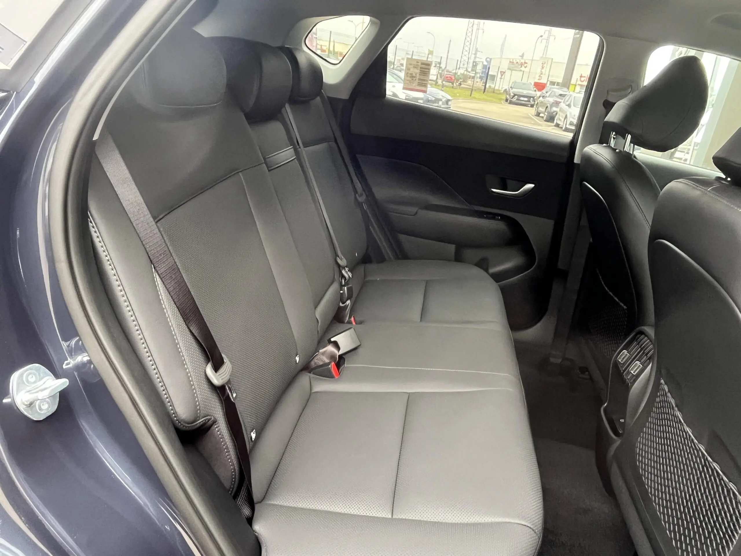 HYUNDAI_KONA_SIEGE-ARRIERE-DROIT