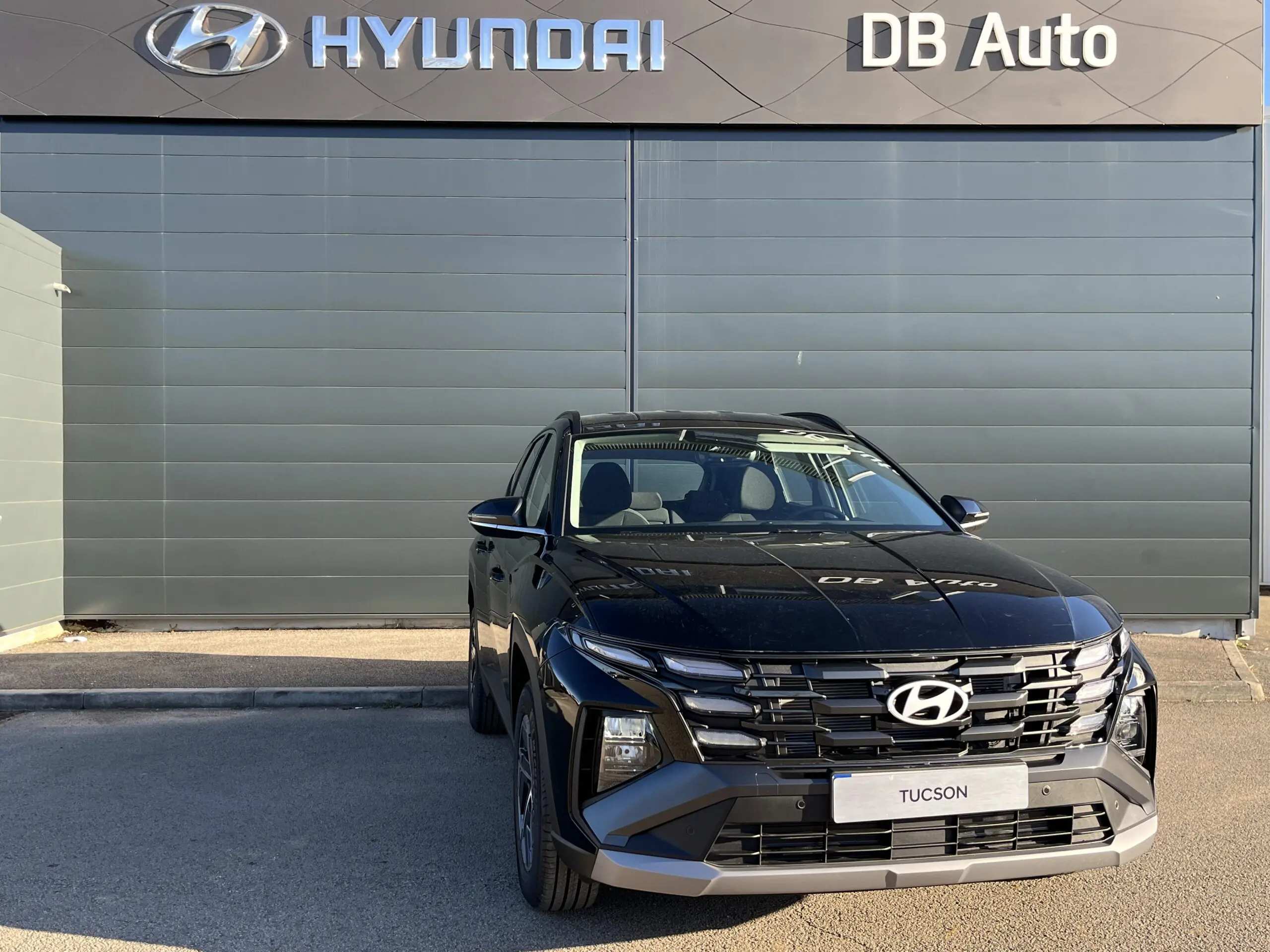 HYUNDAI_TUCSON_34-AVANT-DROIT