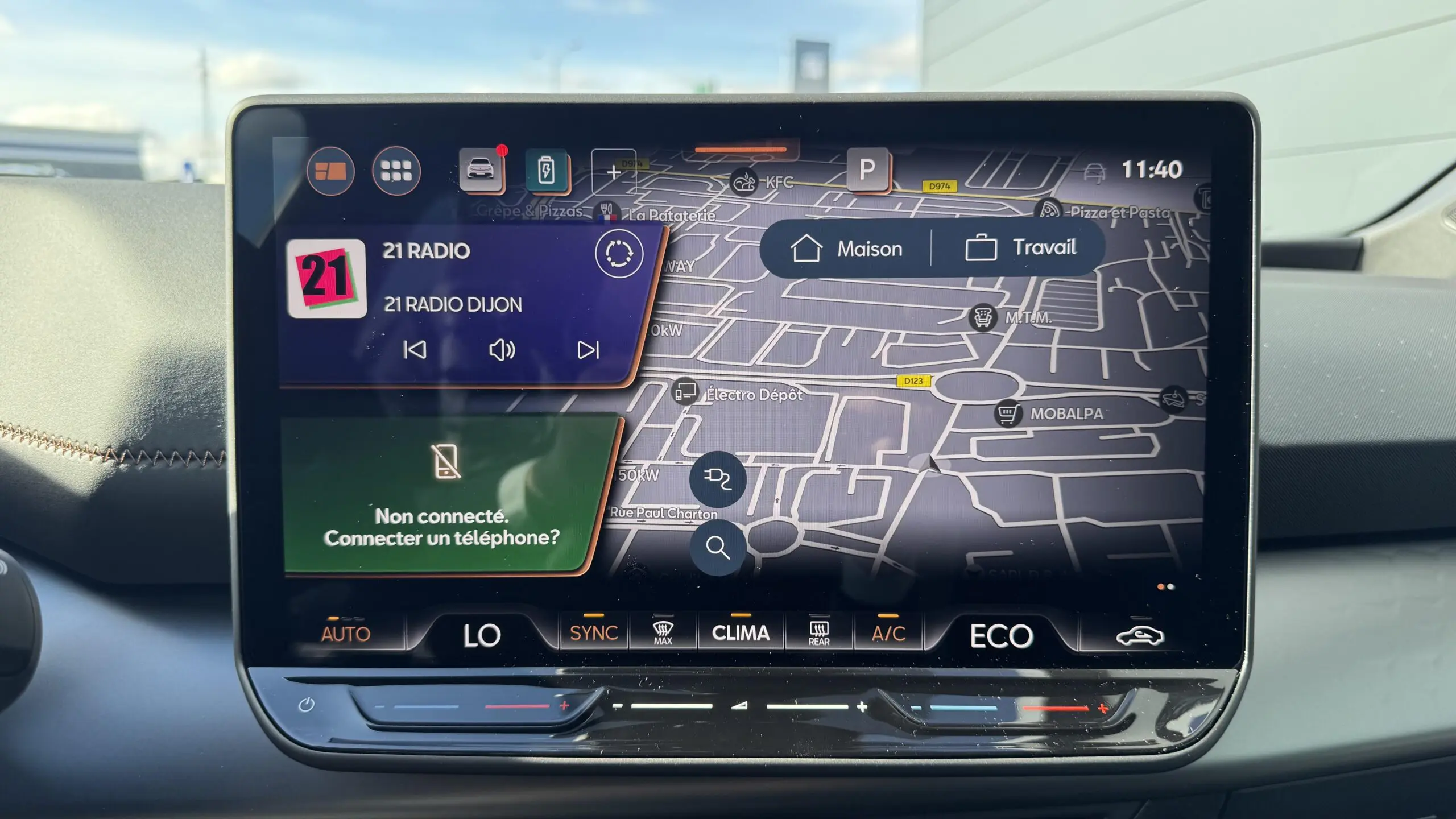 CUPRA_BORN_CONSOLE-CENTRALE