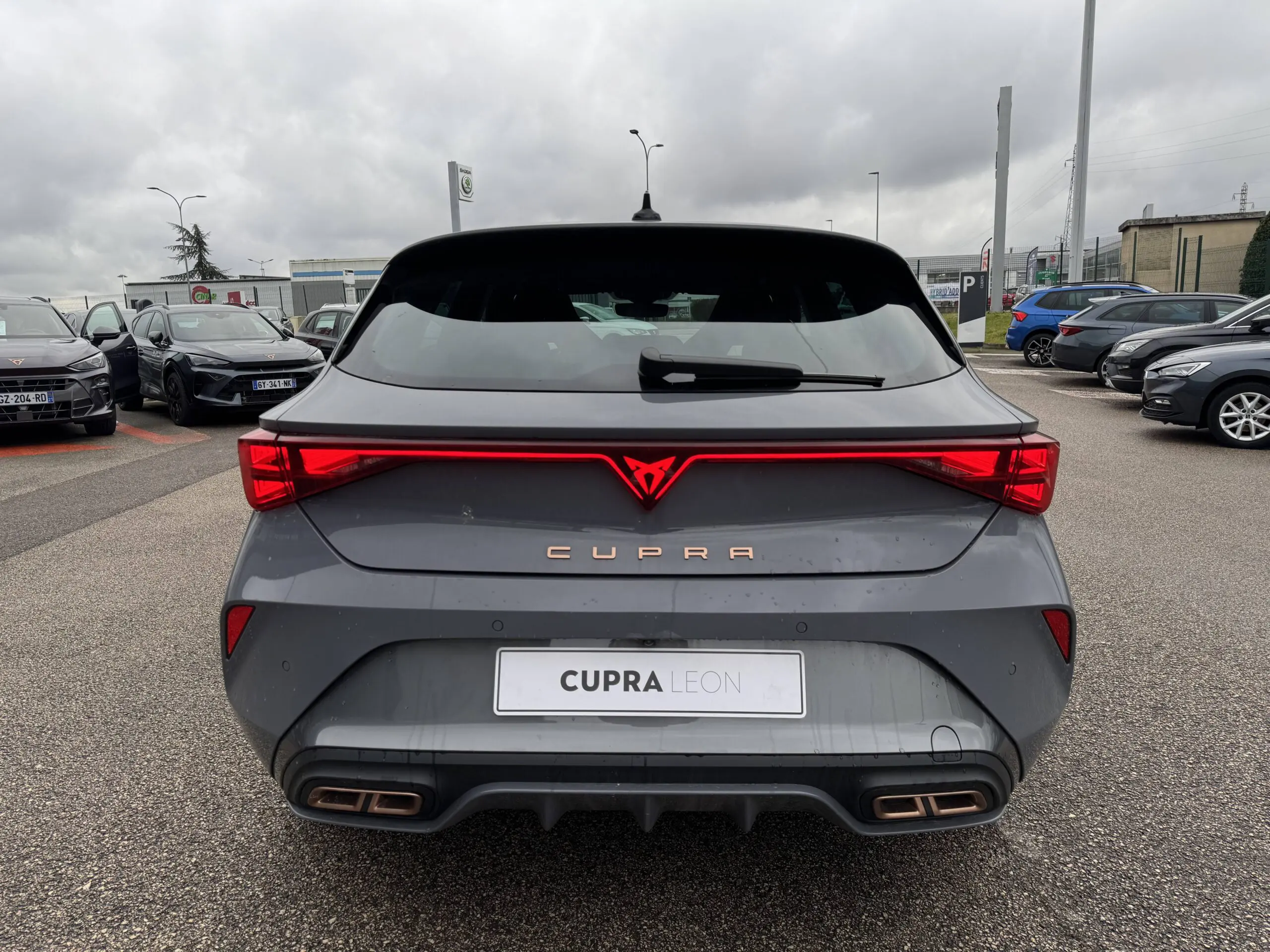 CUPRA_LEON