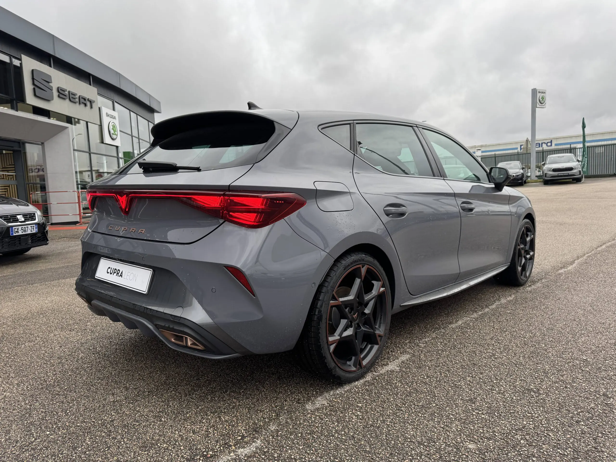CUPRA_LEON