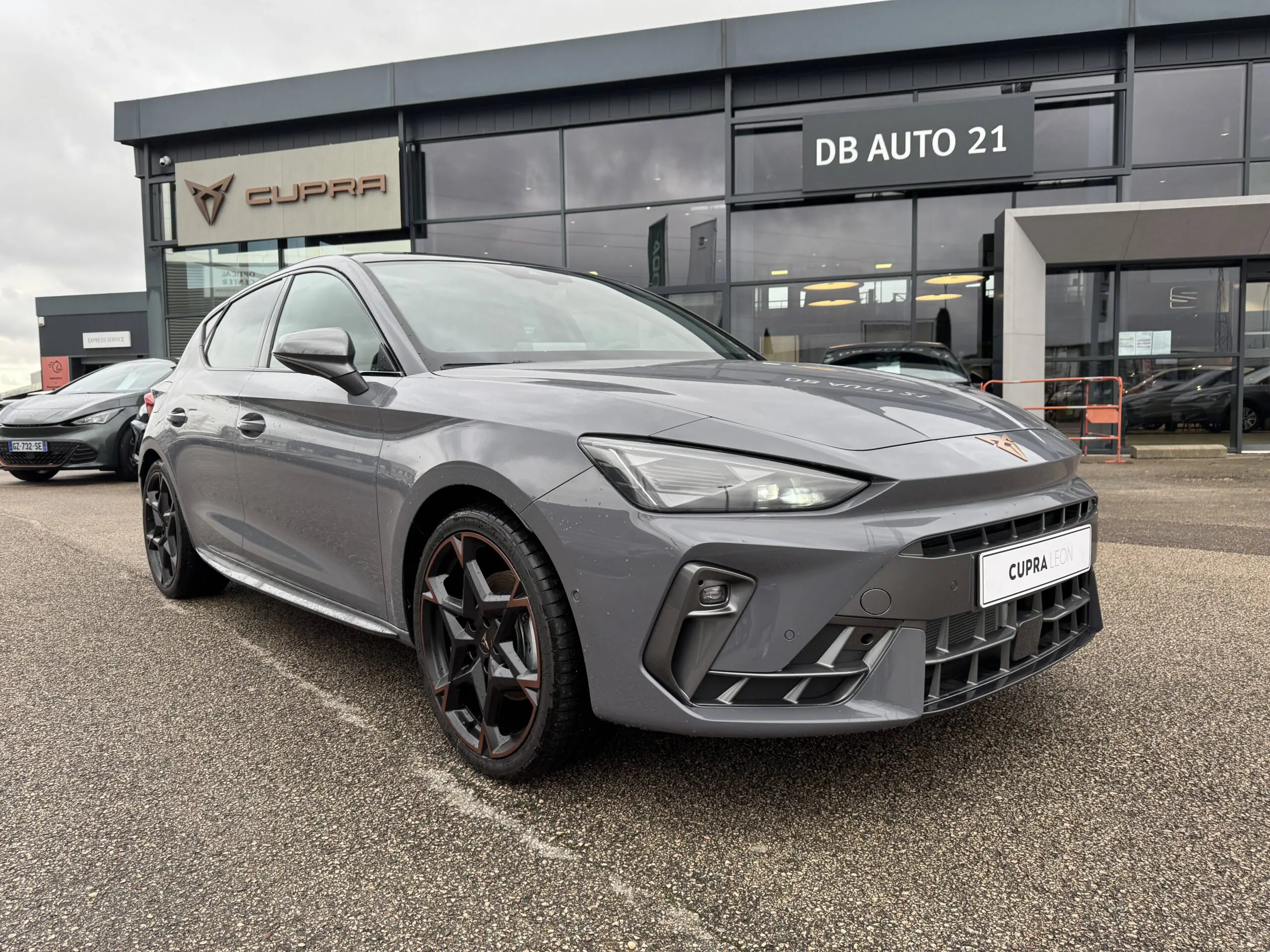 CUPRA_LEON