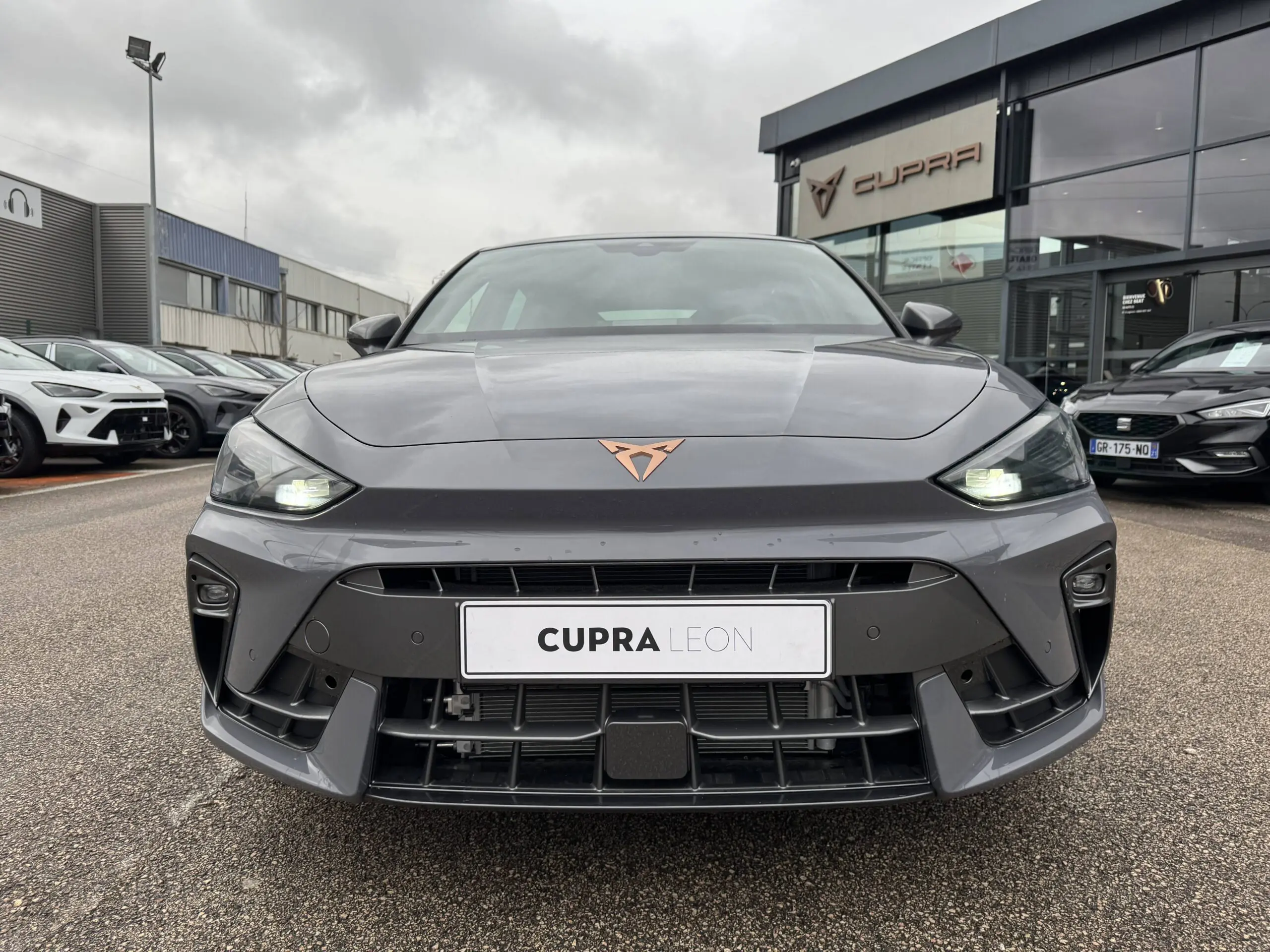 CUPRA_LEON