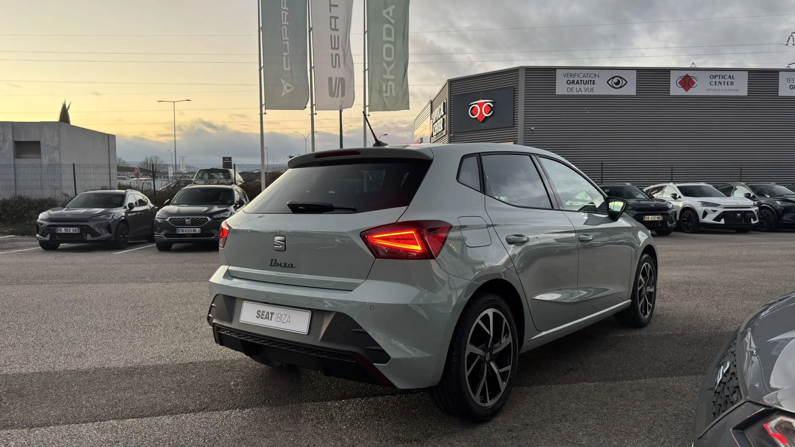 SEAT_IBIZA_34-ARRIERE-DROIT