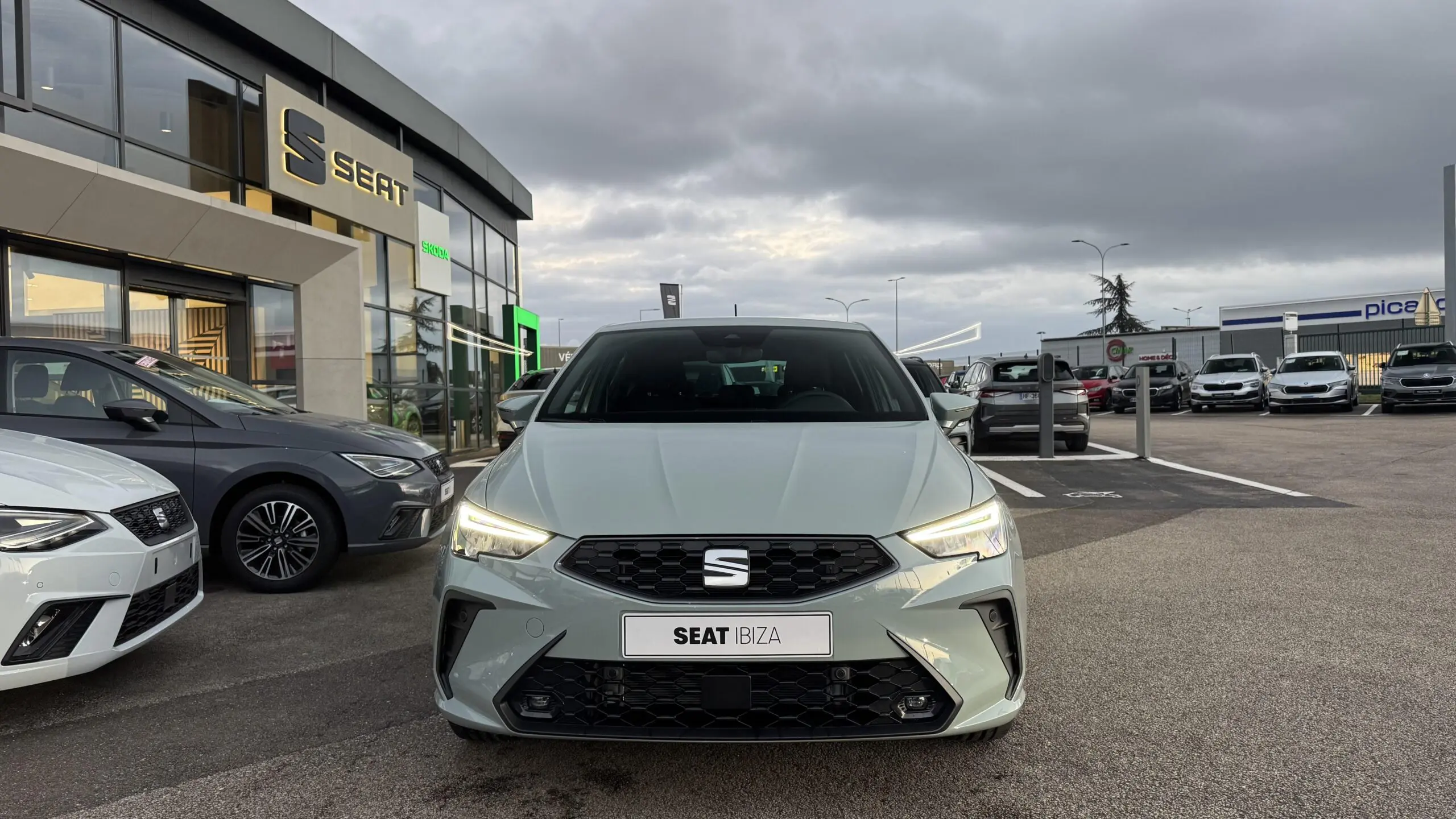 SEAT_IBIZA_FACE-AVANT