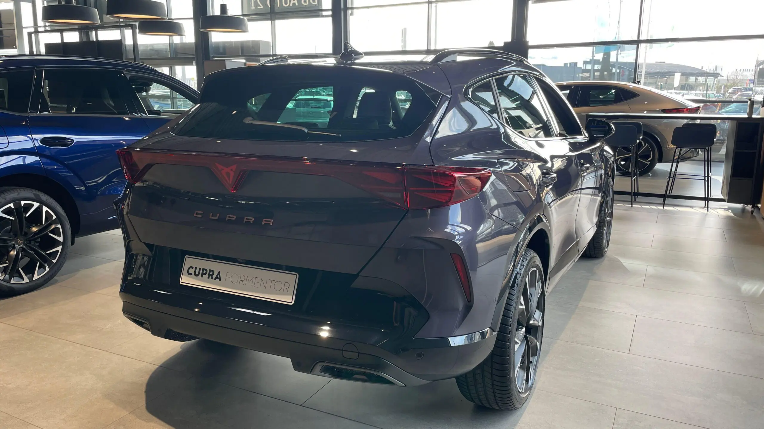 CUPRA_FORMENTOR_34-ARRIERE-GAUCHE