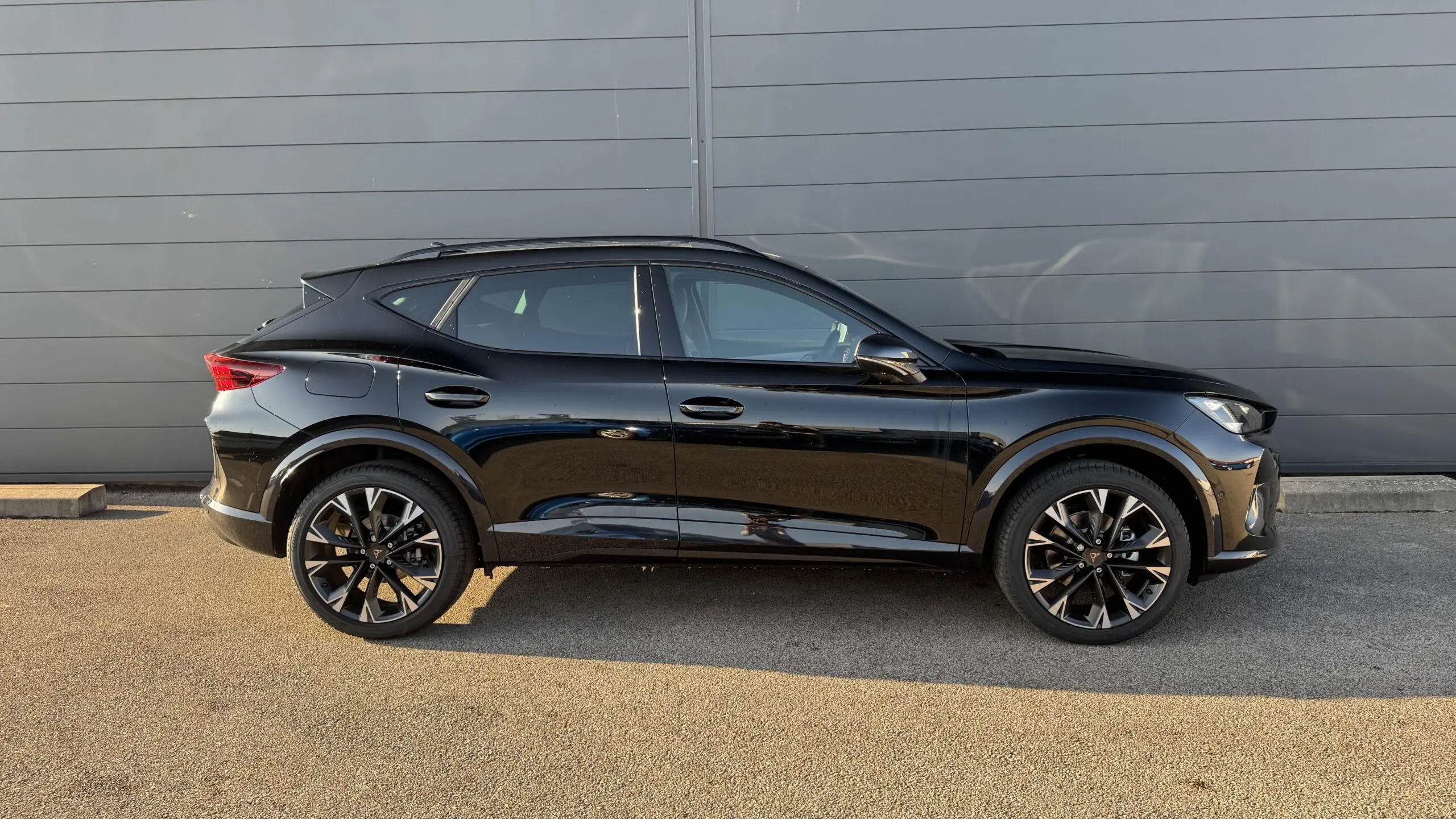 CUPRA_FORMENTOR_PROFIL-DROIT