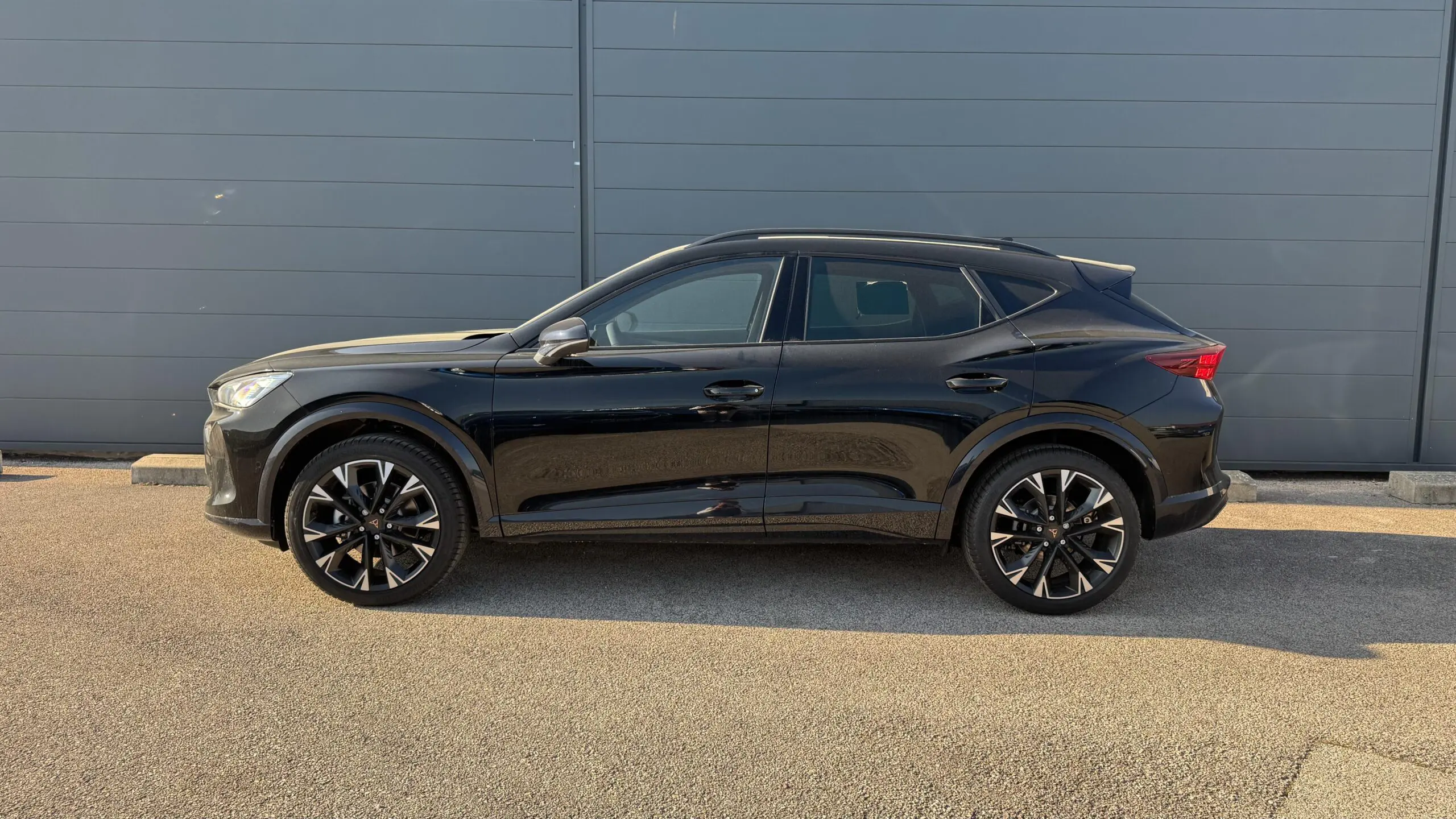 CUPRA_FORMENTOR_PROFIL-GAUCHE