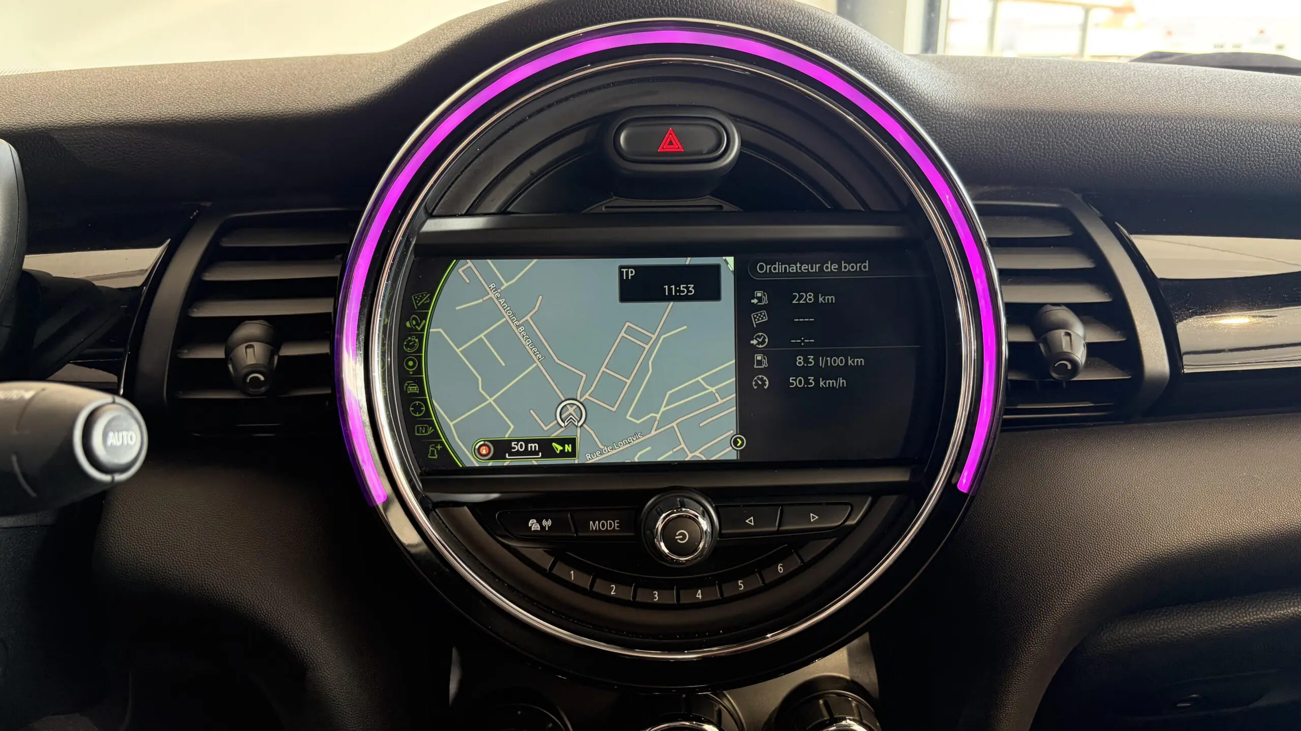 MINI_CABRIOLET-F57_CONSOLE-CENTRALE-GPS