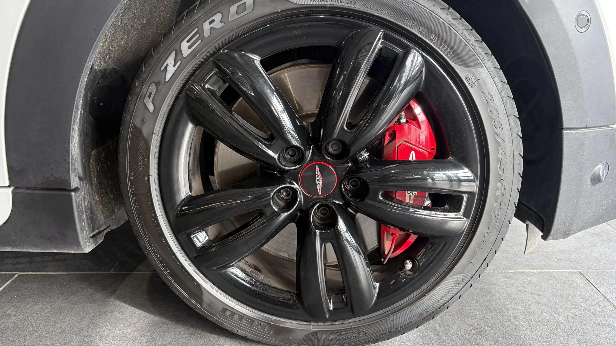 MINI_CABRIOLET-F57_JANTE-AVANT-GAUCHE