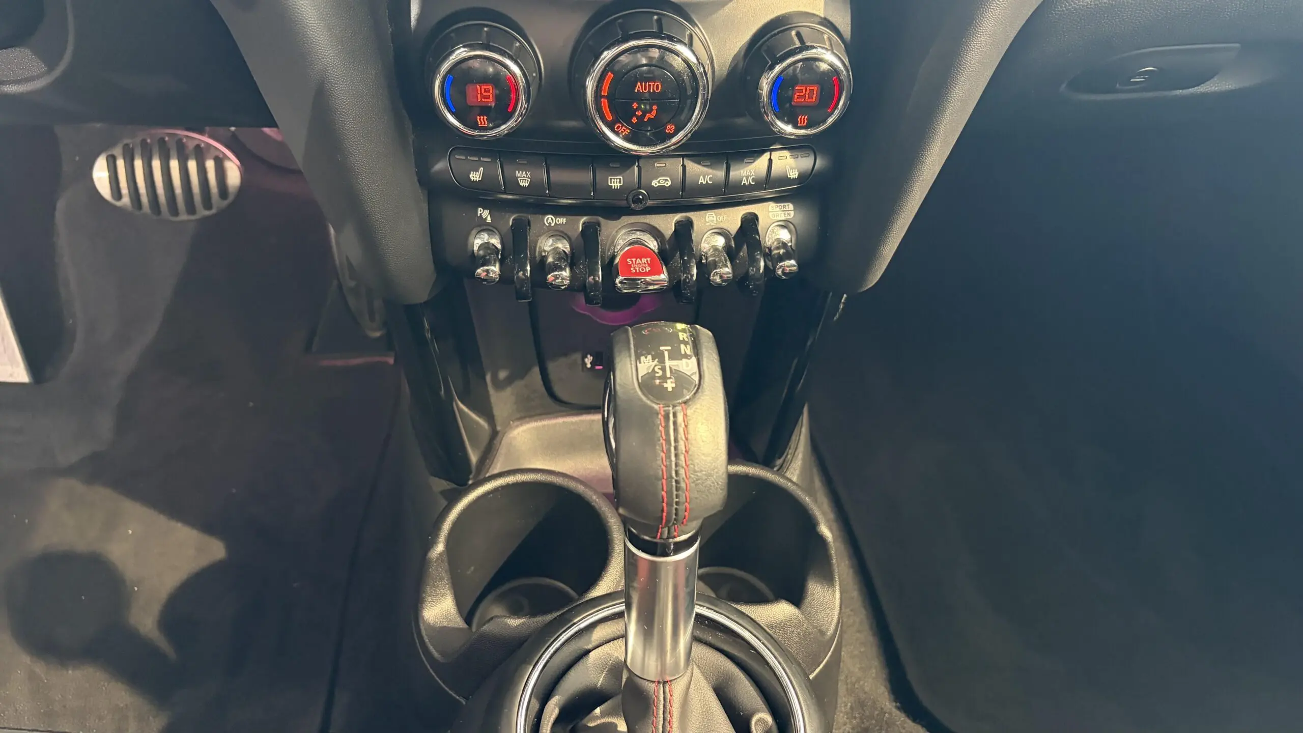 MINI_CABRIOLET-F57_LEVIER-DE-VITESSE