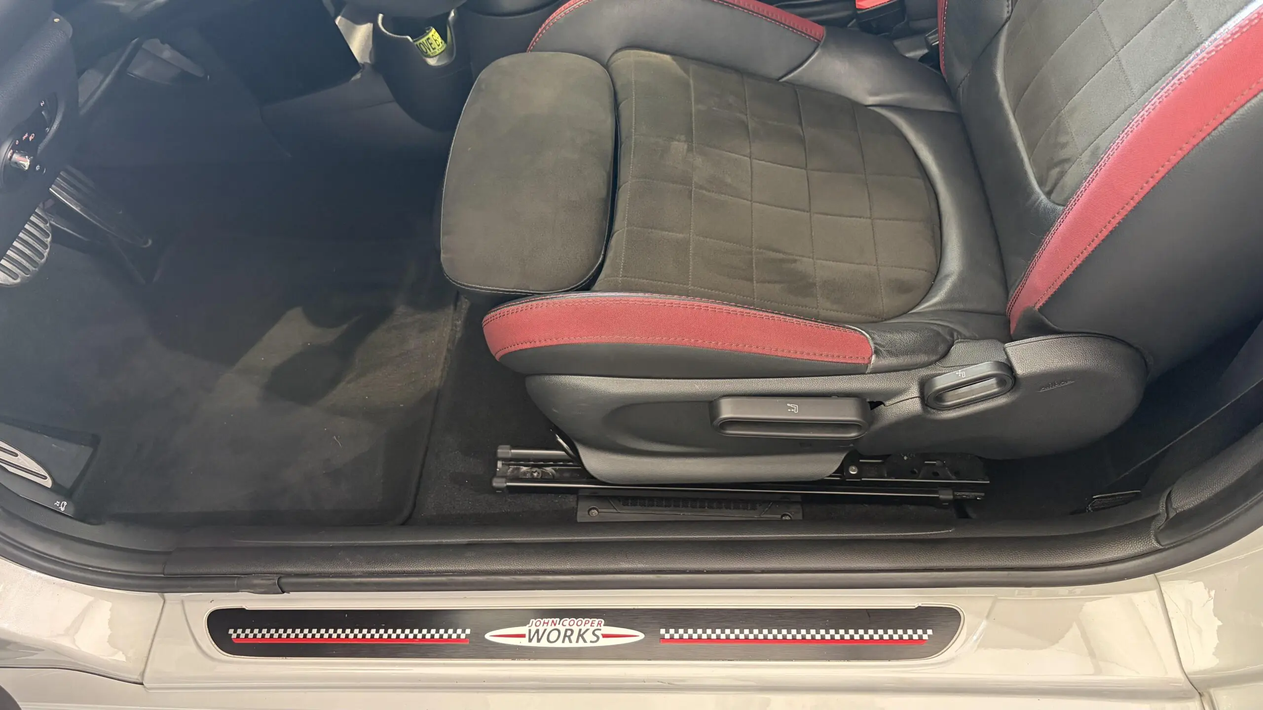 MINI_CABRIOLET-F57_PANNEAU-DE-PORTE-ARRIERE-GAUCHE