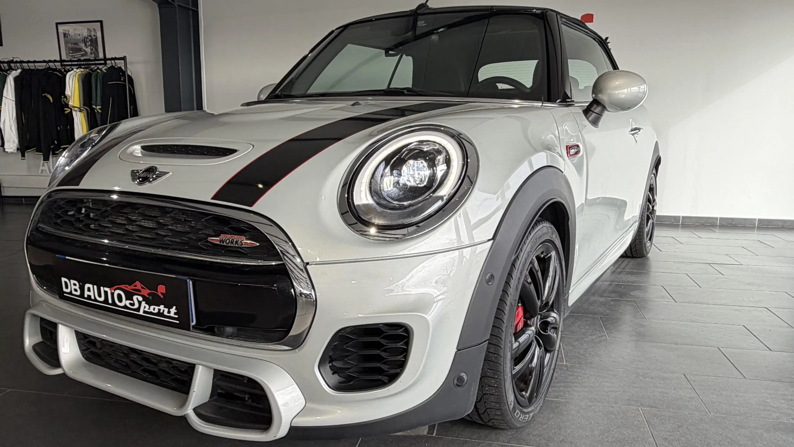 MINI_CABRIOLET-F57_PNEU-ARRIERE-DROIT