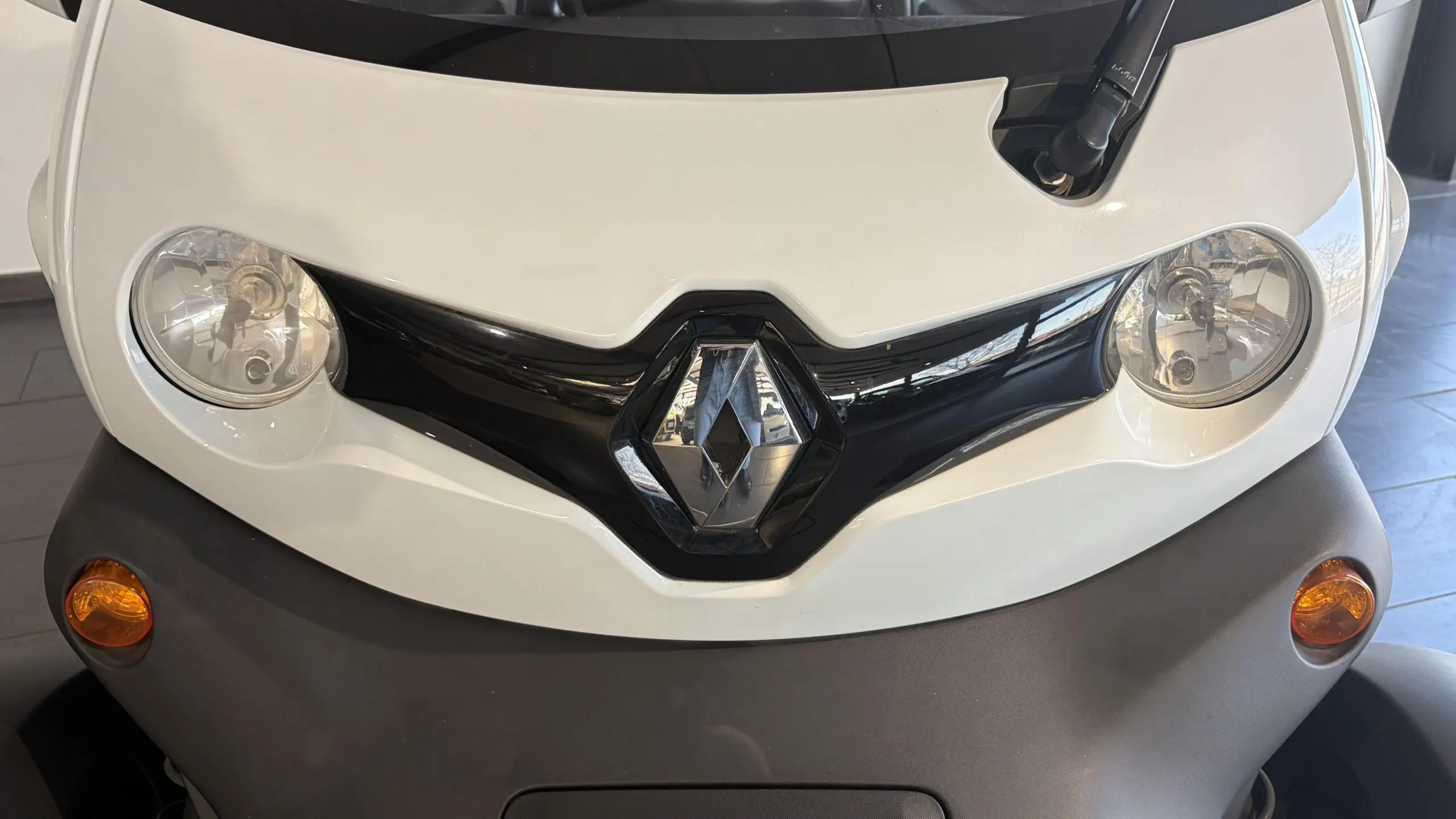 RENAULT_TWIZY_JANTE-AVANT-DROITE