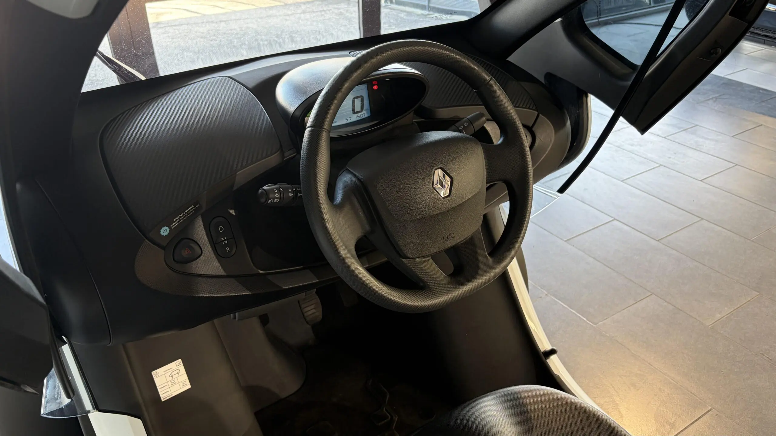 RENAULT_TWIZY_PLANCHE-DE-BORD