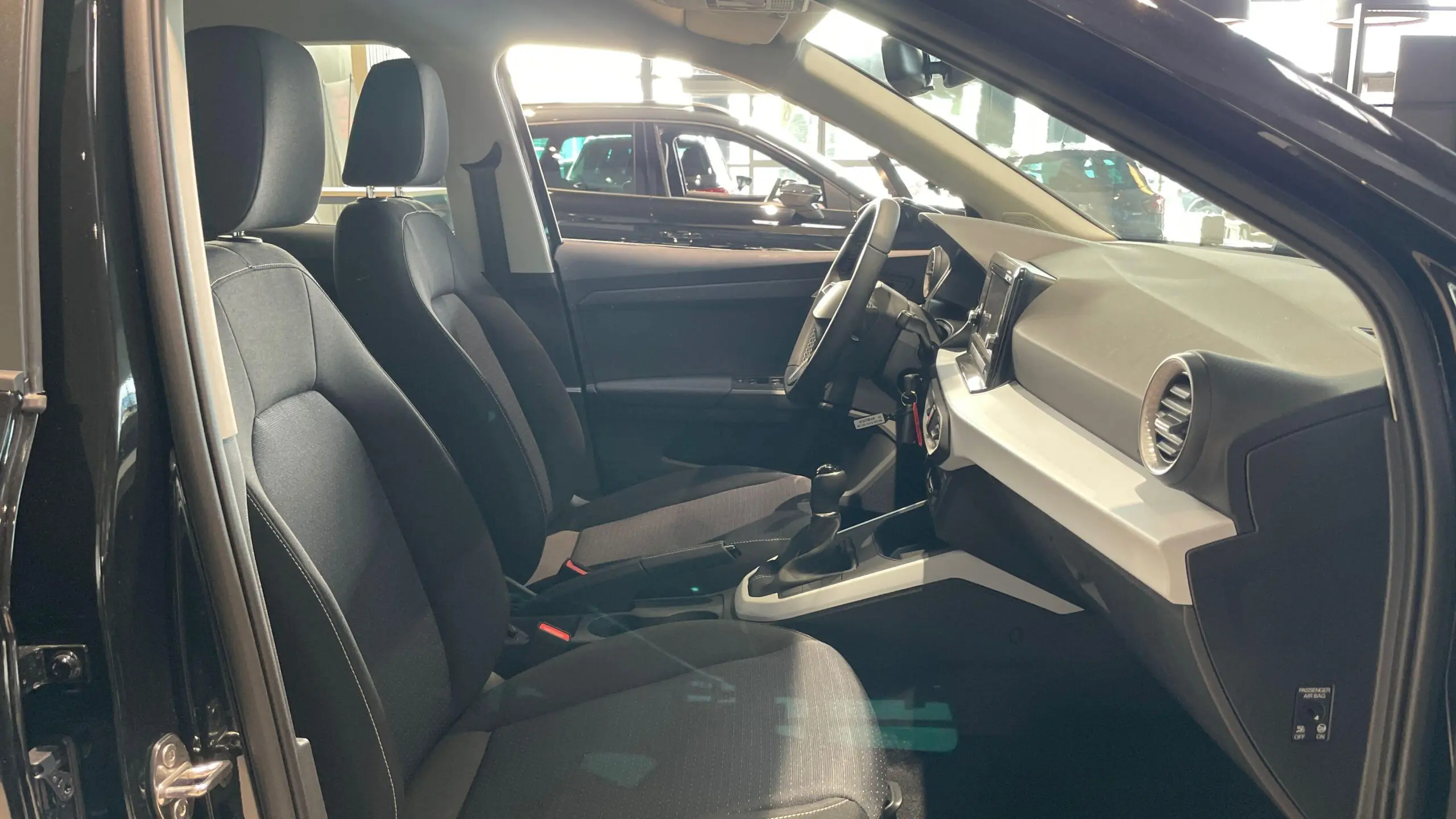 SEAT_ARONA_INTERIEUR-PASSAGER