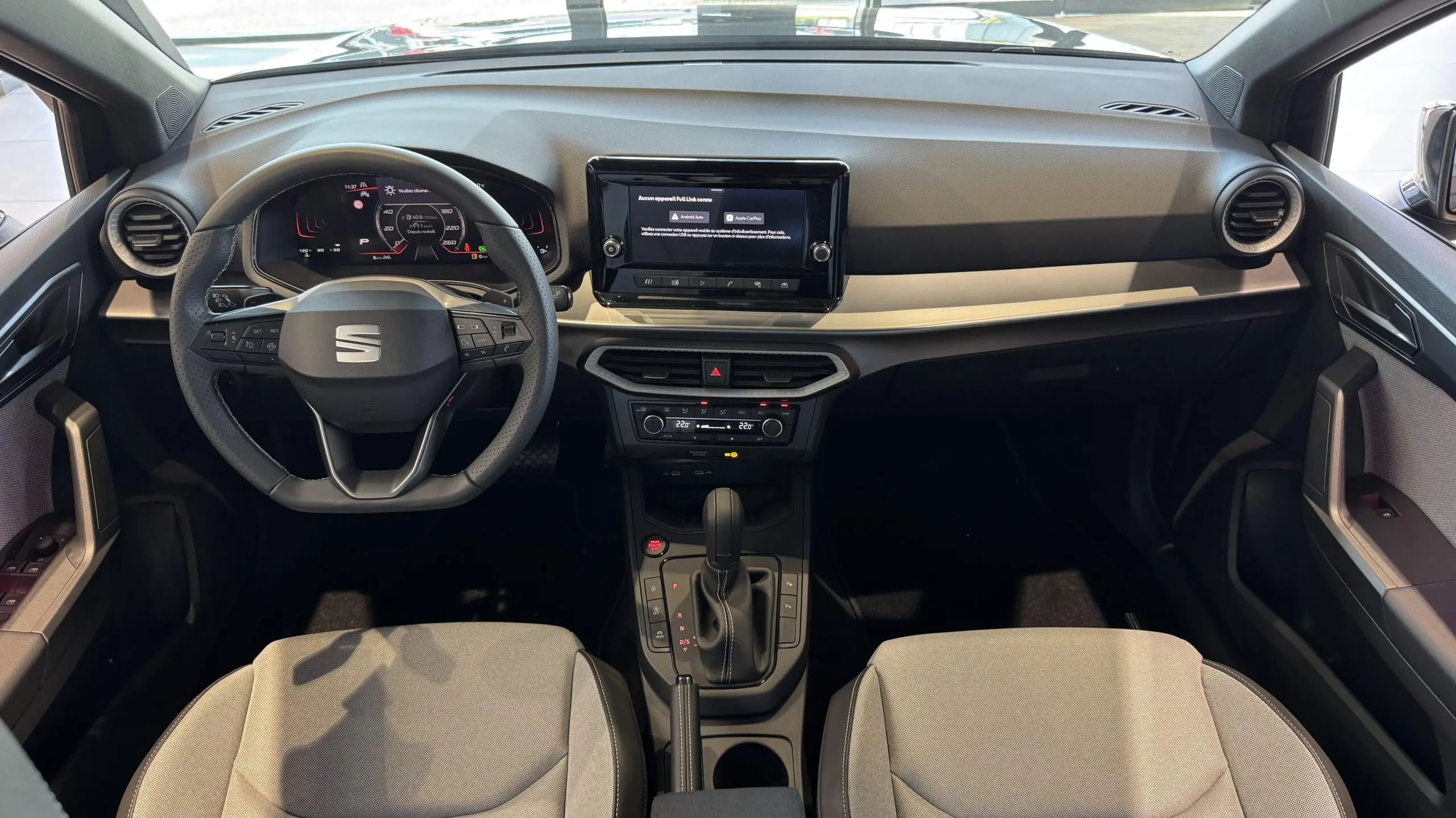 SEAT_ARONA_PLANCHE-DE-BORD