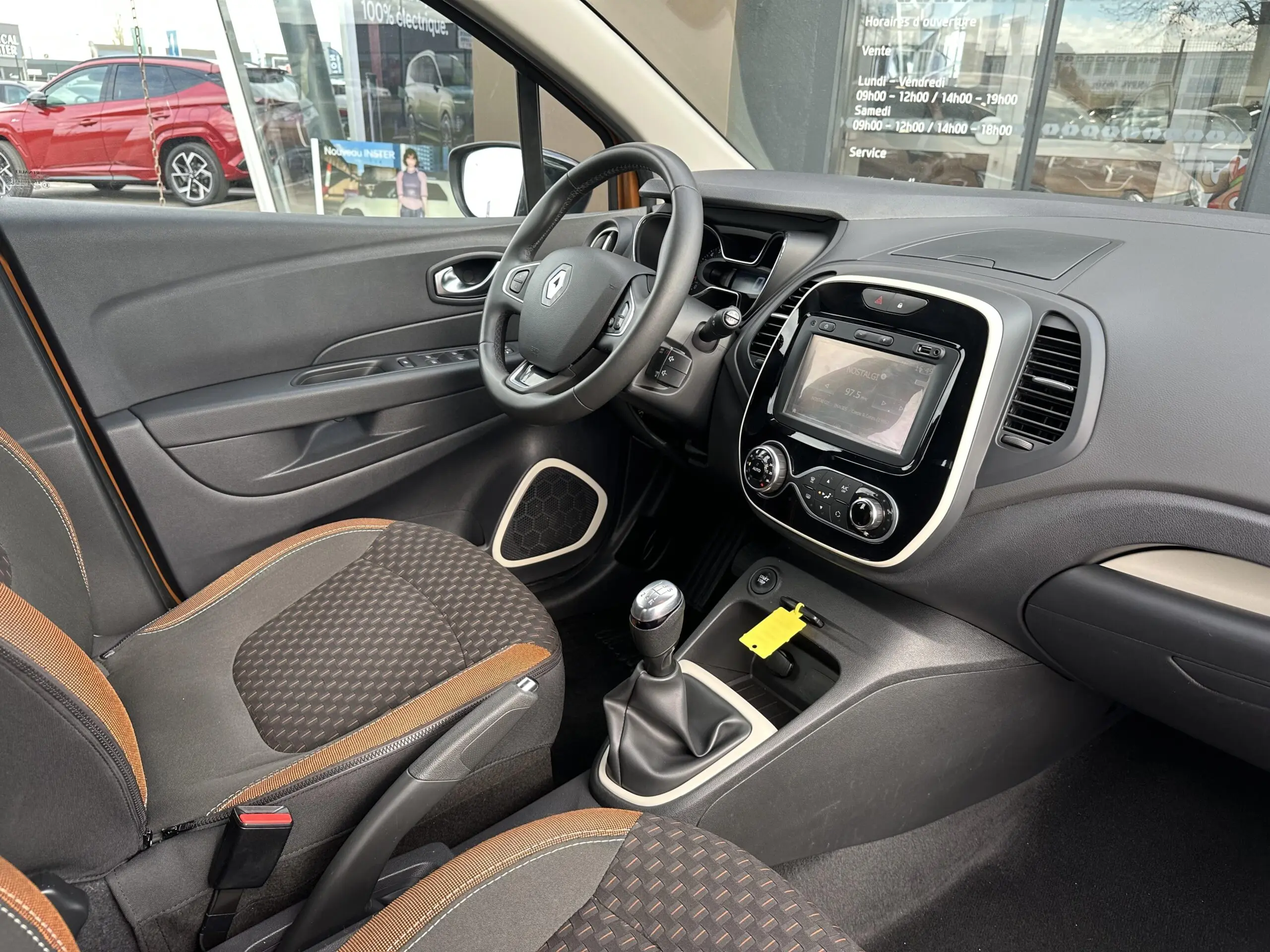 RENAULT_CAPTUR_INTERIEUR-PASSAGER