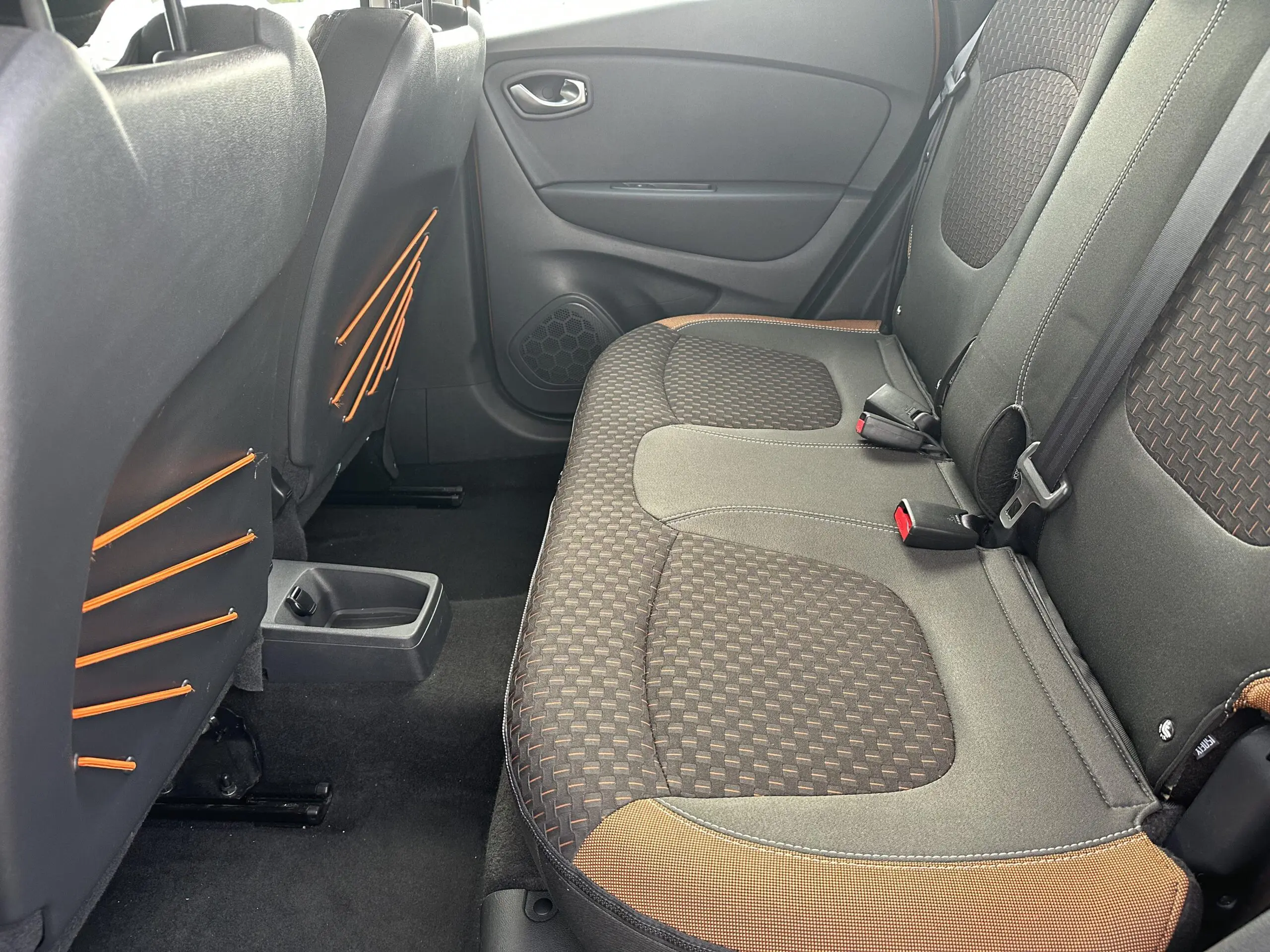 RENAULT_CAPTUR_SIEGE-ARRIERE-GAUCHE