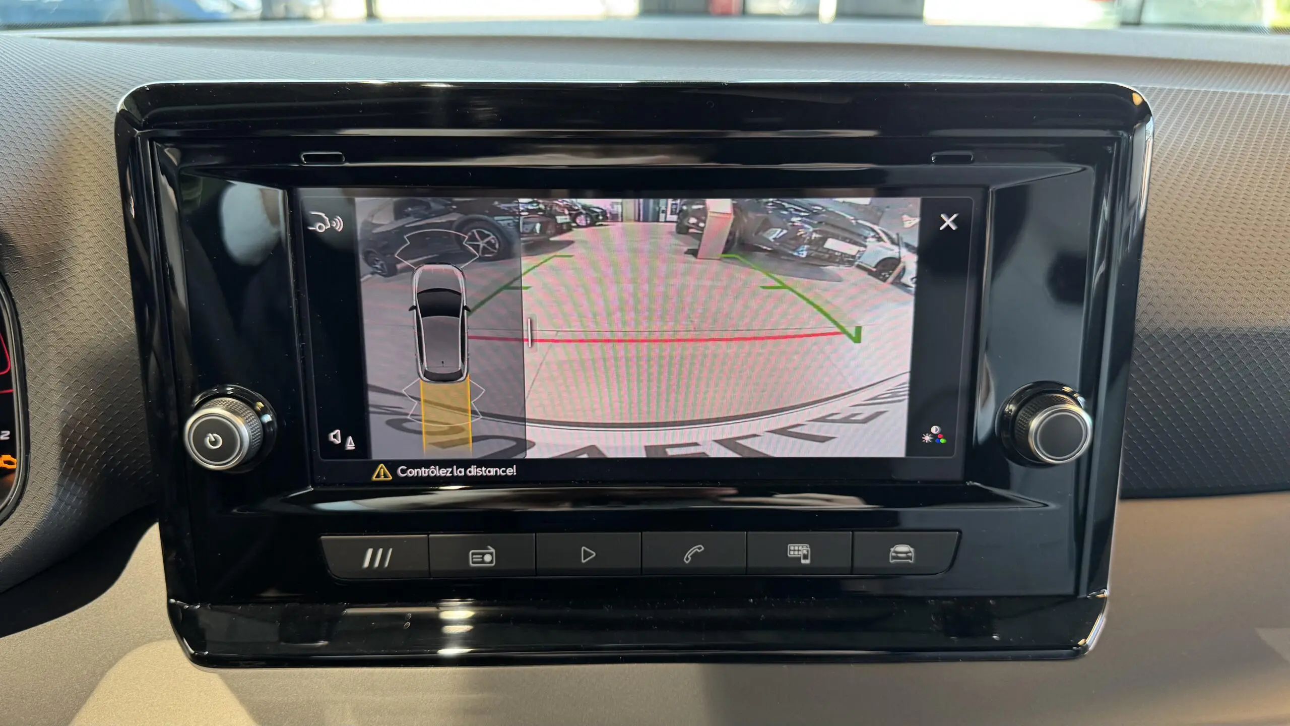 SEAT_IBIZA_CONSOLE-CENTRALE-CAMERA-DE-RECUL